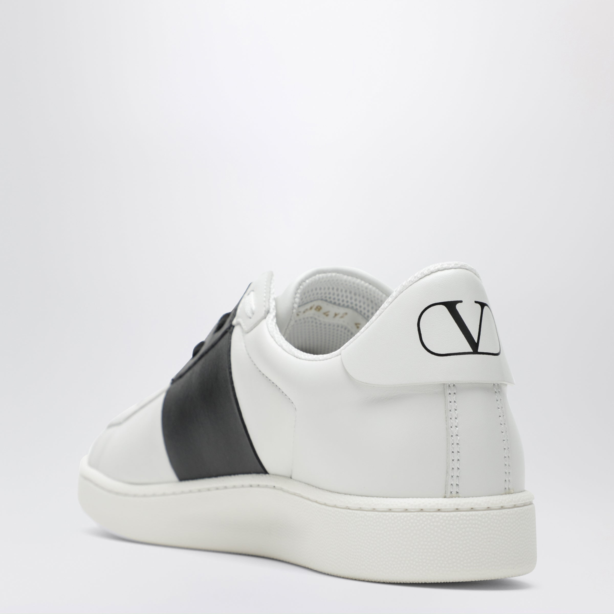 [Valentino Garavani] Sneakers FW26 9Y2S0N84BYA