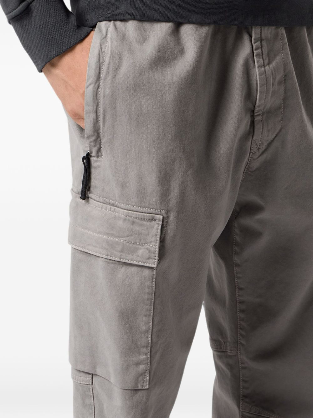 [Stone Island] Trousers FW26 L2S153100033S00L1V0160