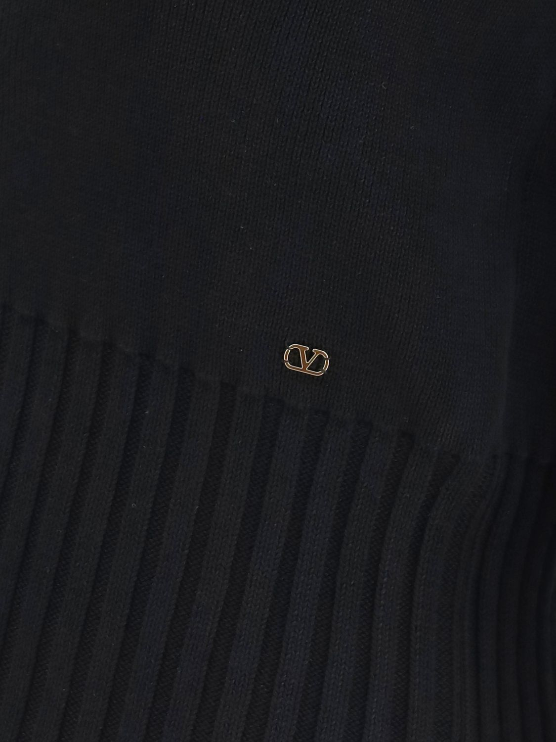 [Valentino] Knitwear FW26 KA16CAAJ 0KQ