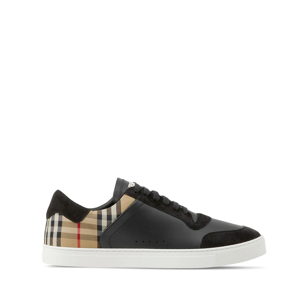 [Burberry] Sneakers FW26 8070818 MF STEVIE A7626