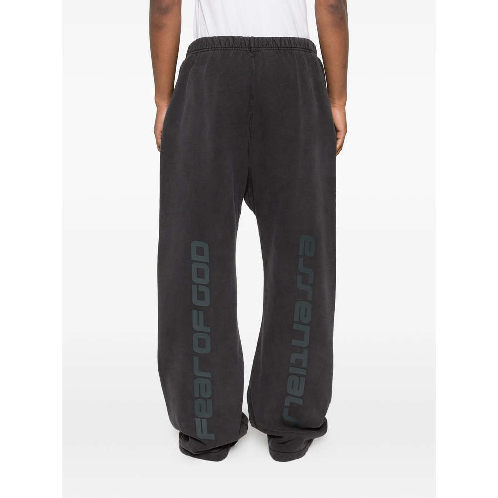 [Fear Of God Essentials] Trousers SS26 130HO258374F  VIBLK