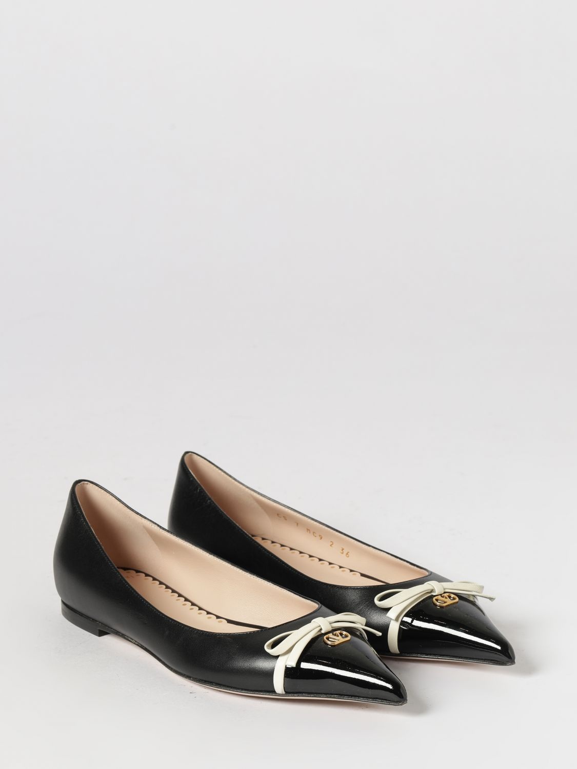 [Valentino Garavani] Flat shoes SS26 7W2S0MC9DAL 790