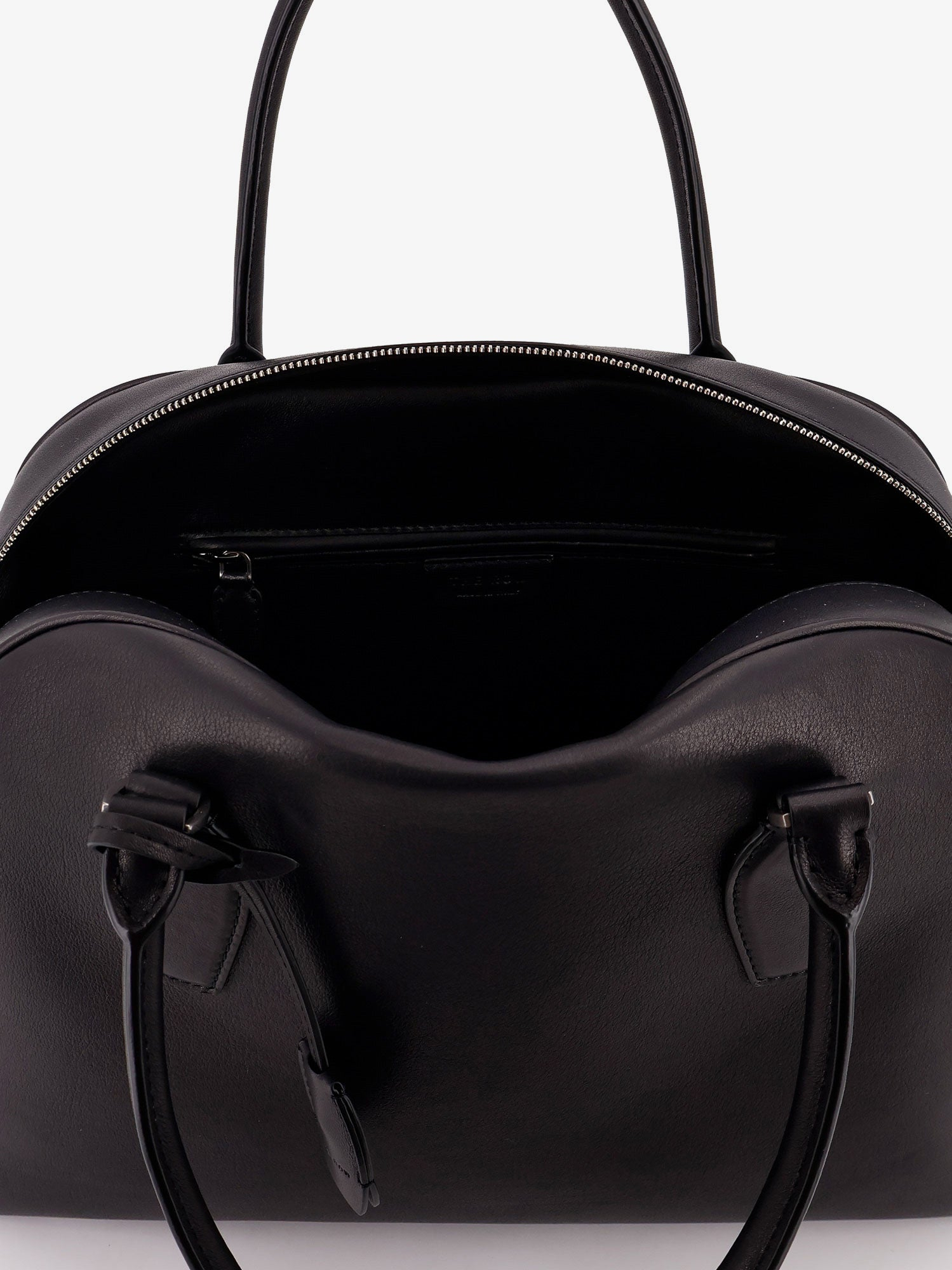 [THE ROW] Shoulder bag FW26 W1595L72BAS