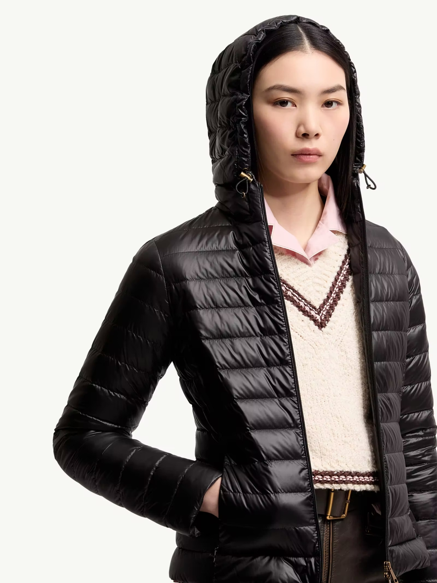 [Moncler] Down jacket FW26 L20931A00092597YG999