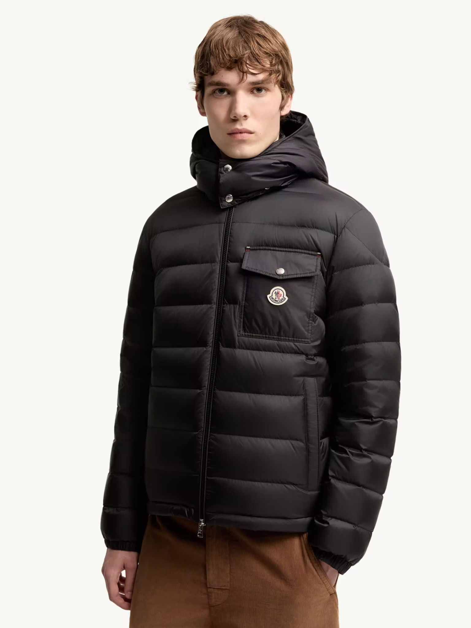 [Moncler] Down Jacket FW26 L20911A00004599Q0999