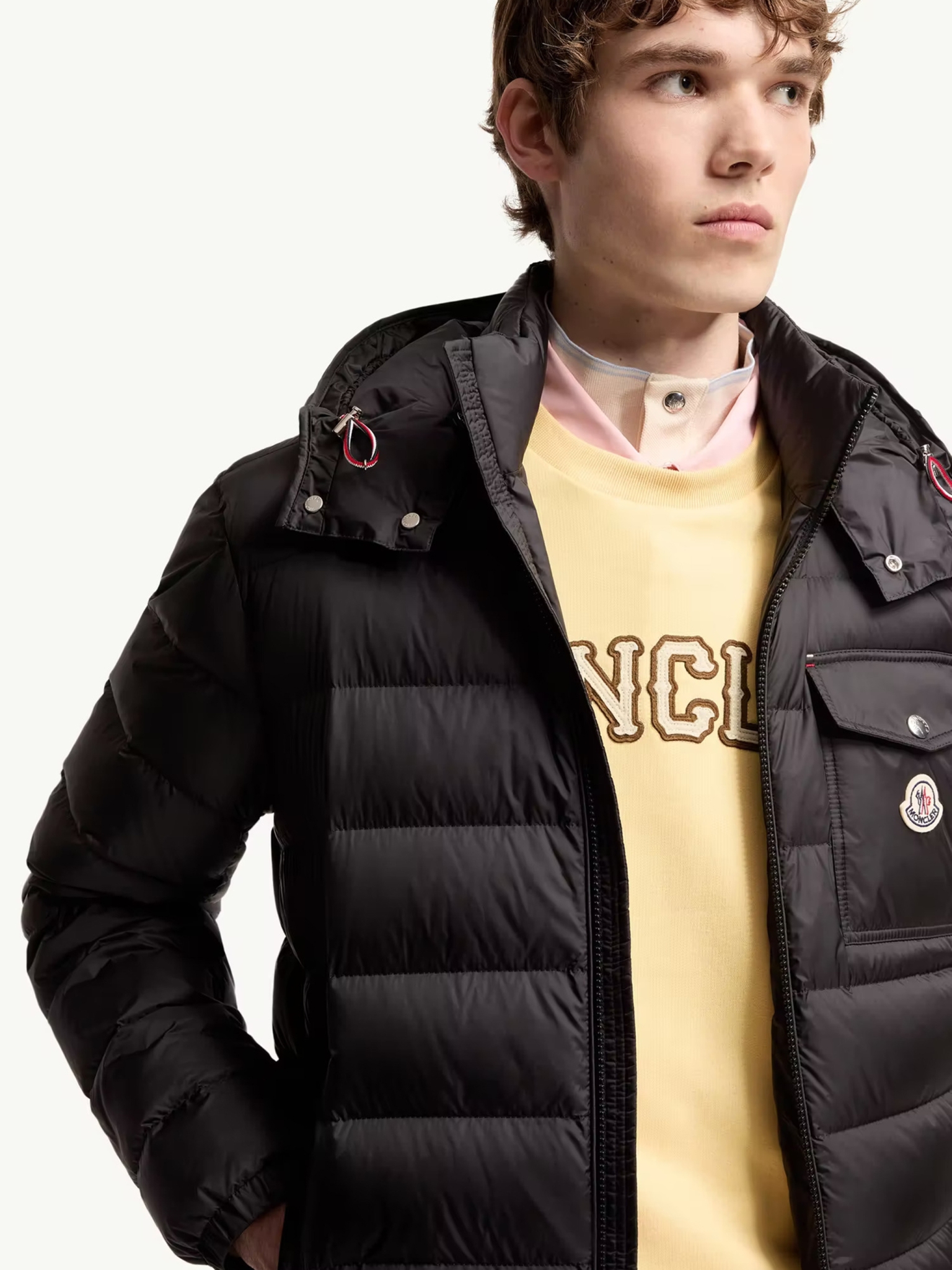 [Moncler] Down Jacket FW26 L20911A00004599Q0999