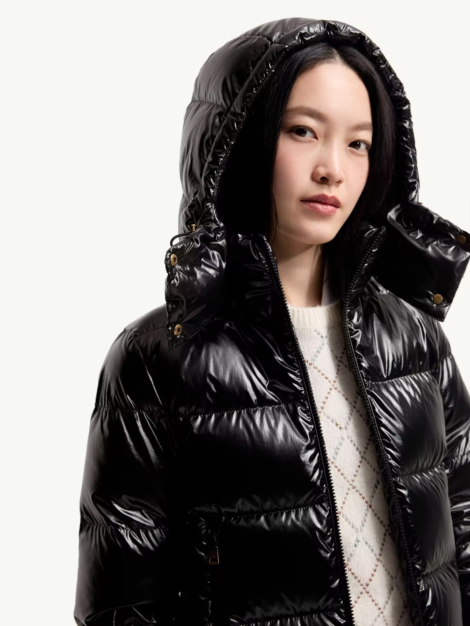 [Moncler] Down jacket FW26 L20931A00031597EU999