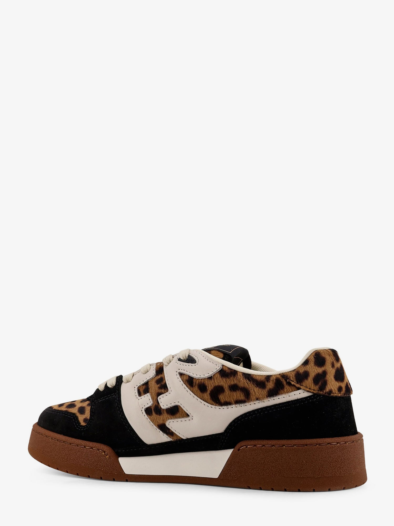 [Fendi] Sneakers FW25 8E8625AY9GF1TO3