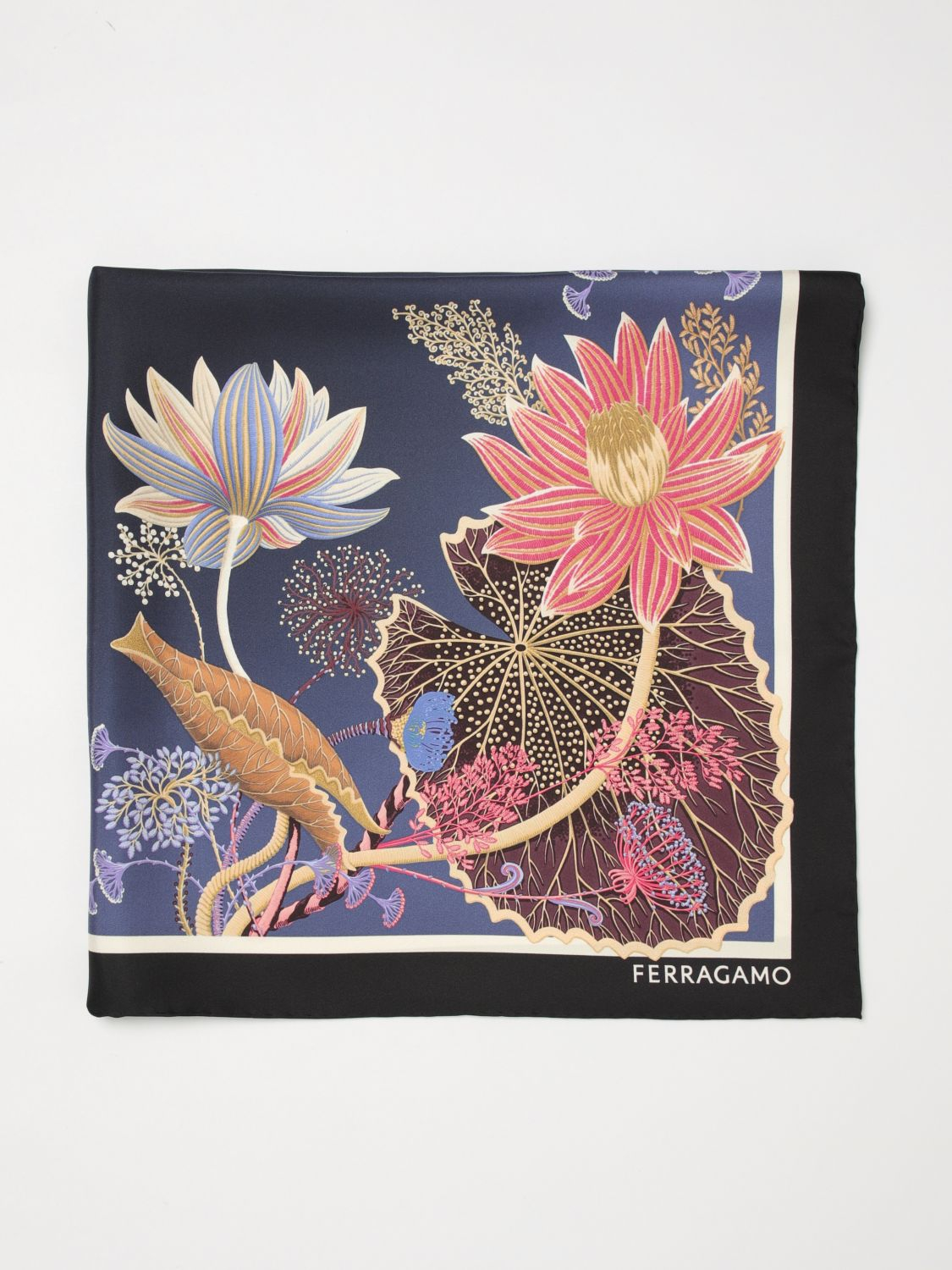 [Ferragamo] Scarf SS26 310232 790149 004