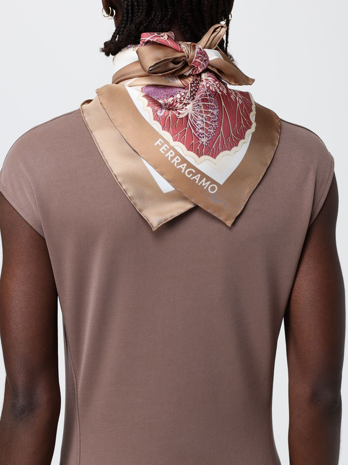 [Ferragamo] Scarf SS26 310232 790148 003