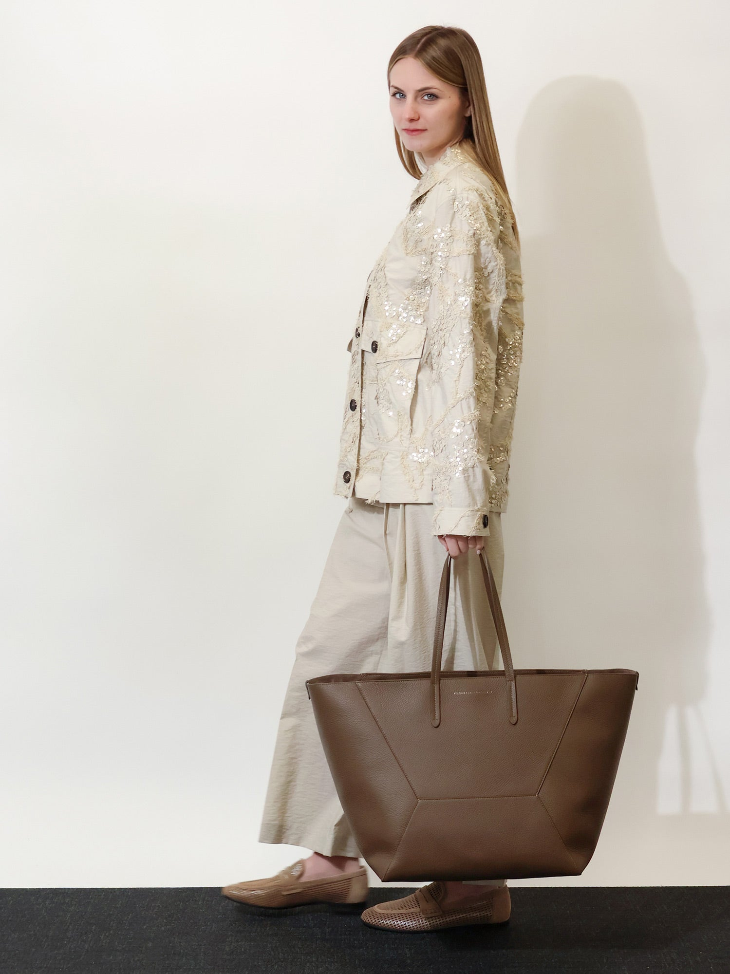 [Brunello Cucinelli] Shoulder bag SS26 MBDKD2572C9357
