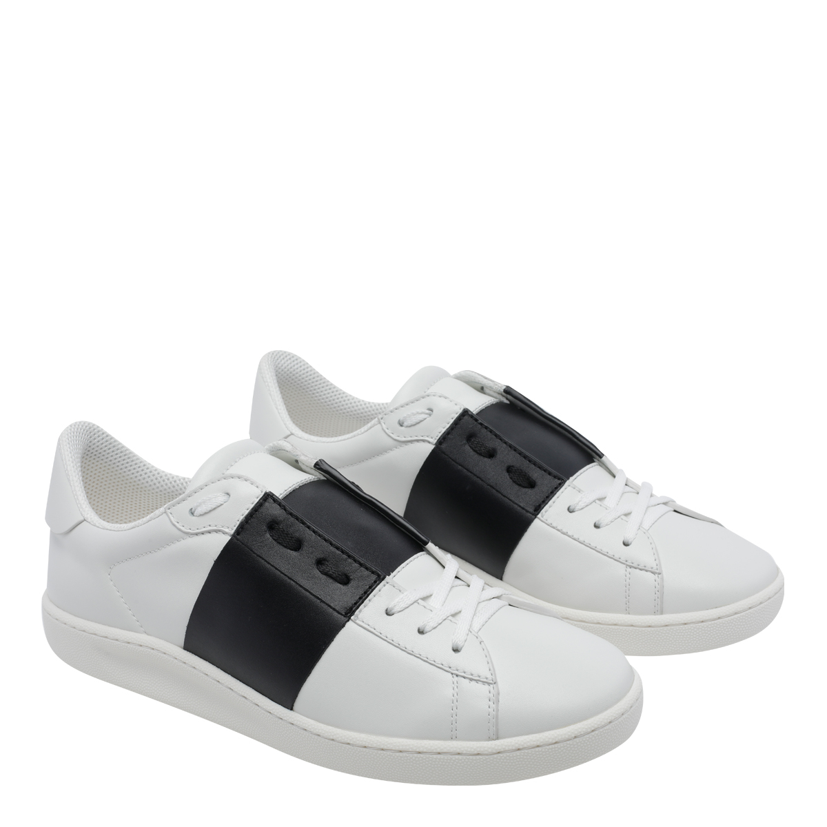 [Valentino Garavani] Sneakers FW26 S0N84BYAA01