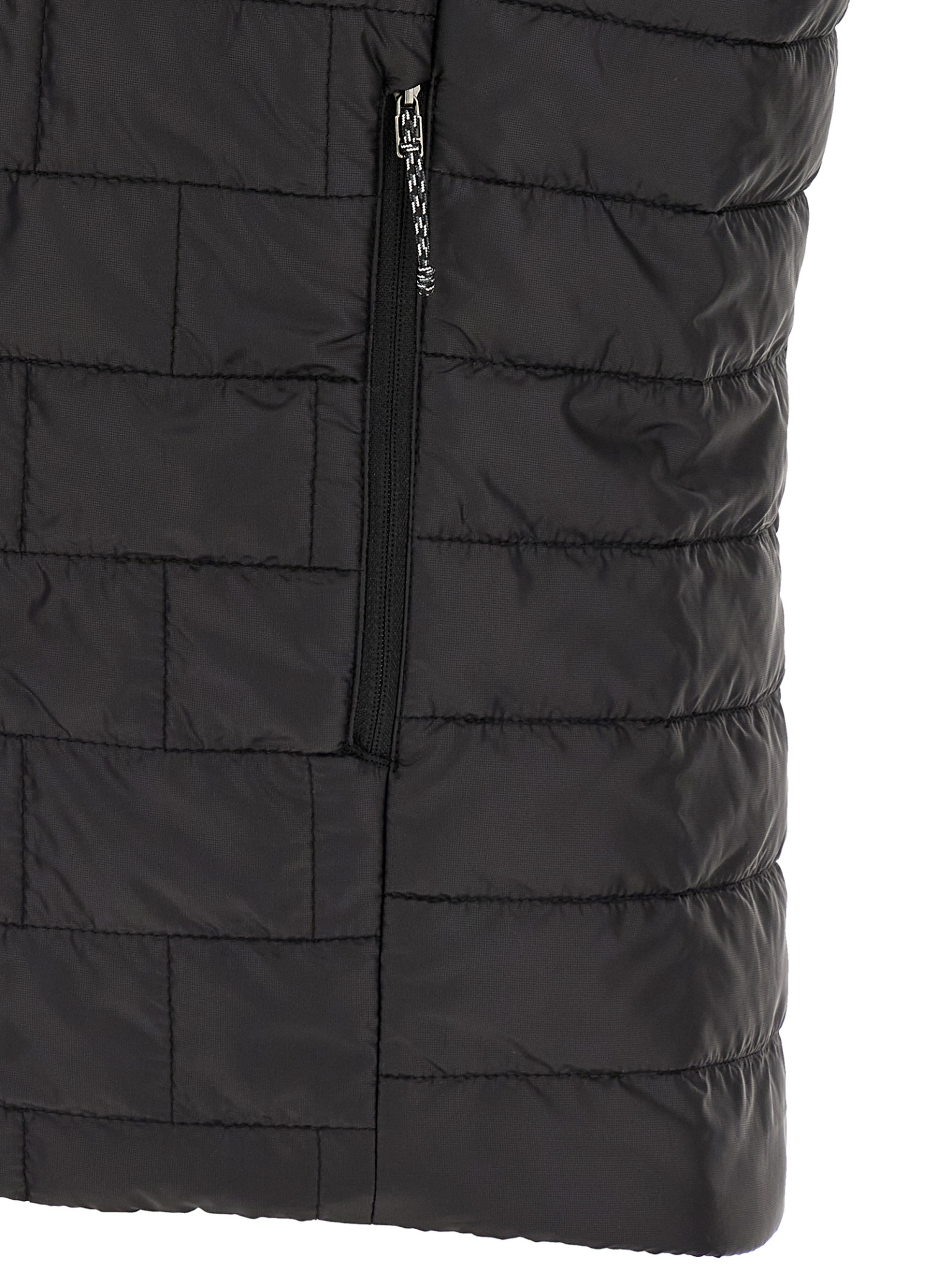 [Patagonia] Vest SS26 84243BLK