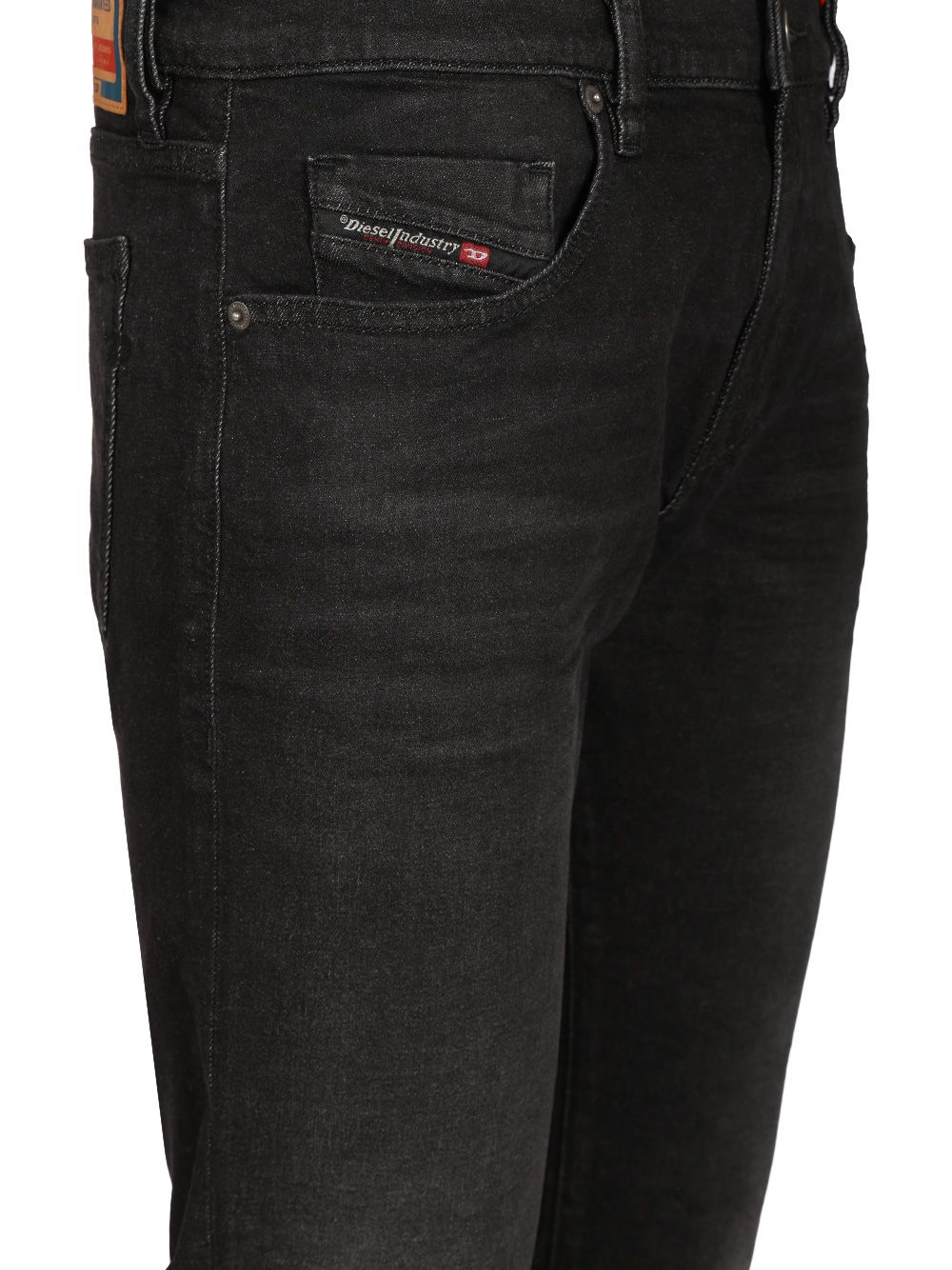 [Diesel] Jeans FW25 A035580DBDT02