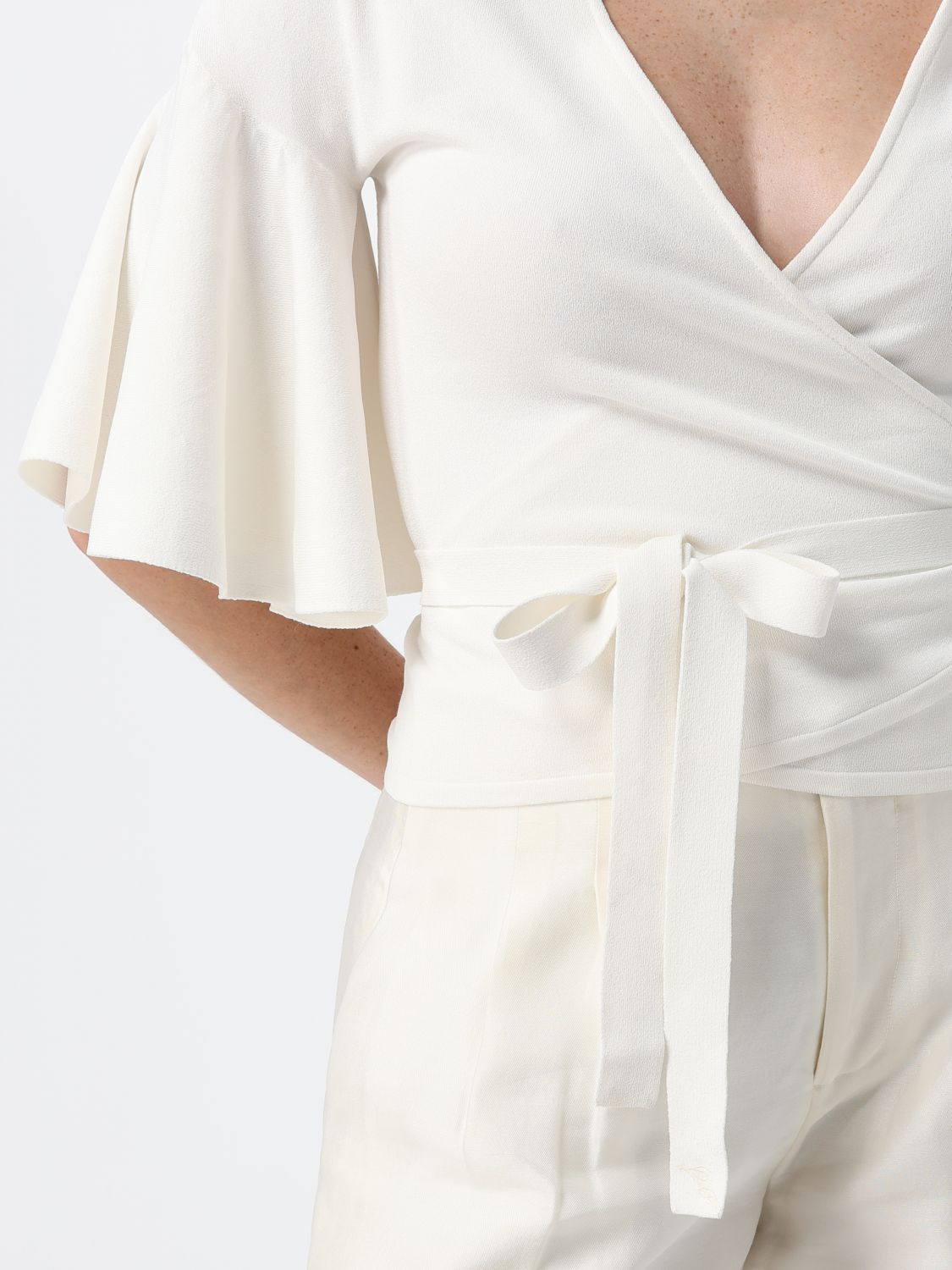 [JACQUEMUS] Top SS26 26ECDW00822AK00303 110