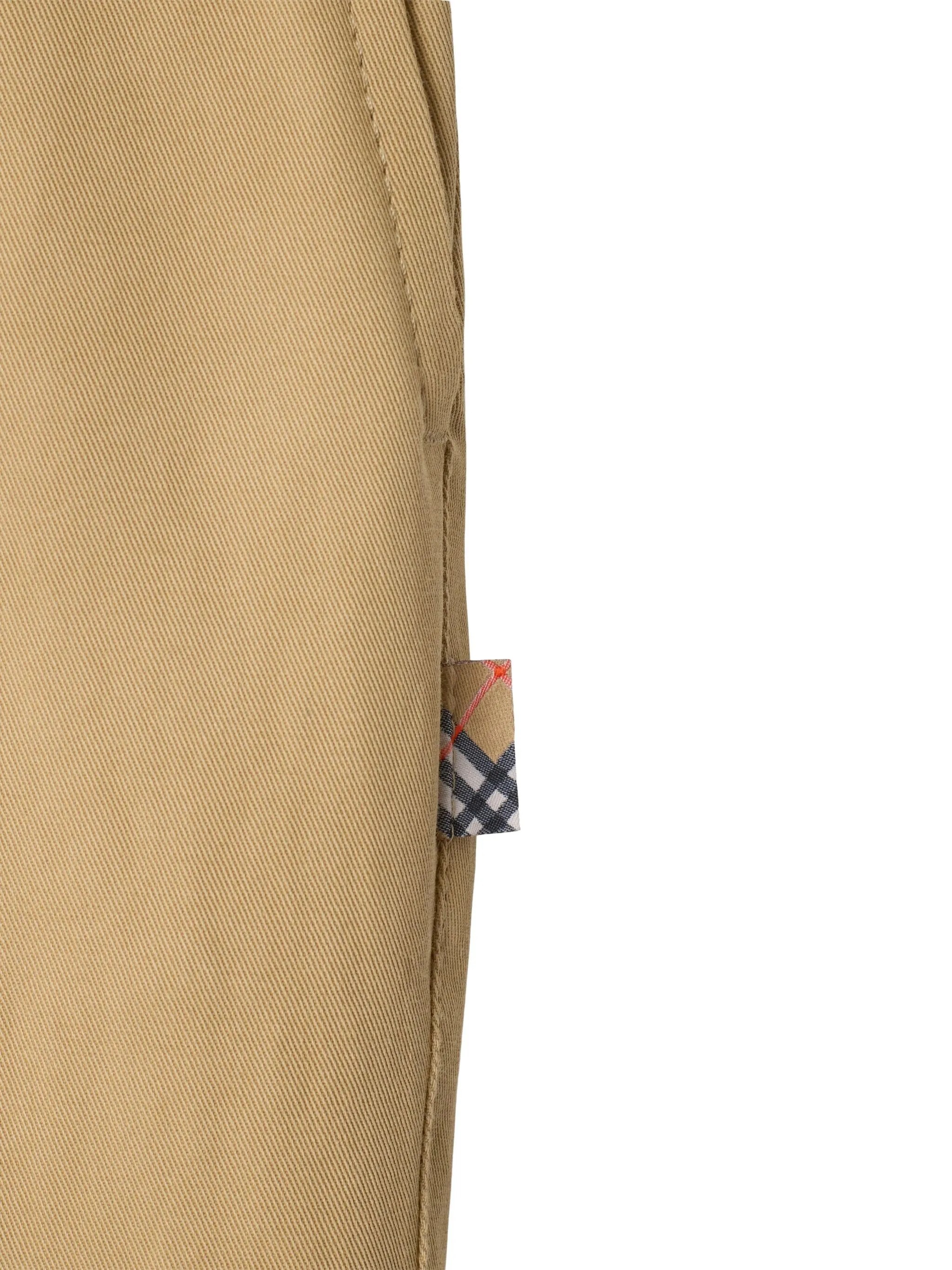 [Burberry] Trousers FW25 8110610X