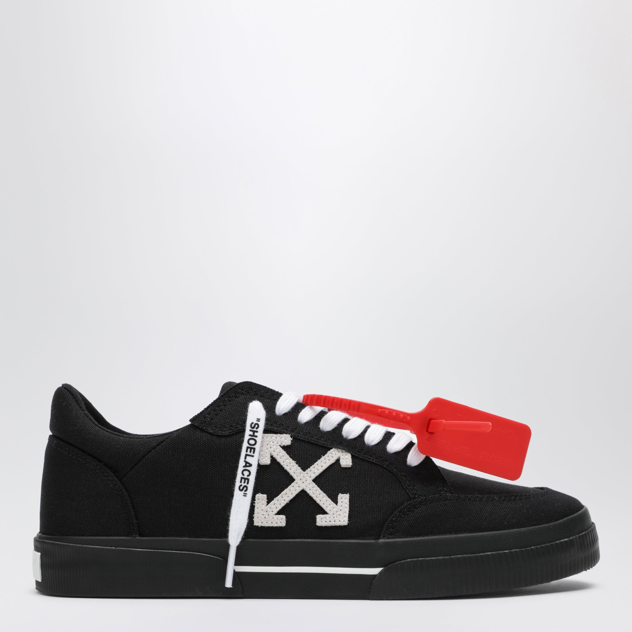 [Off-White] Sneakers FW26 OMIA293C99FAB003