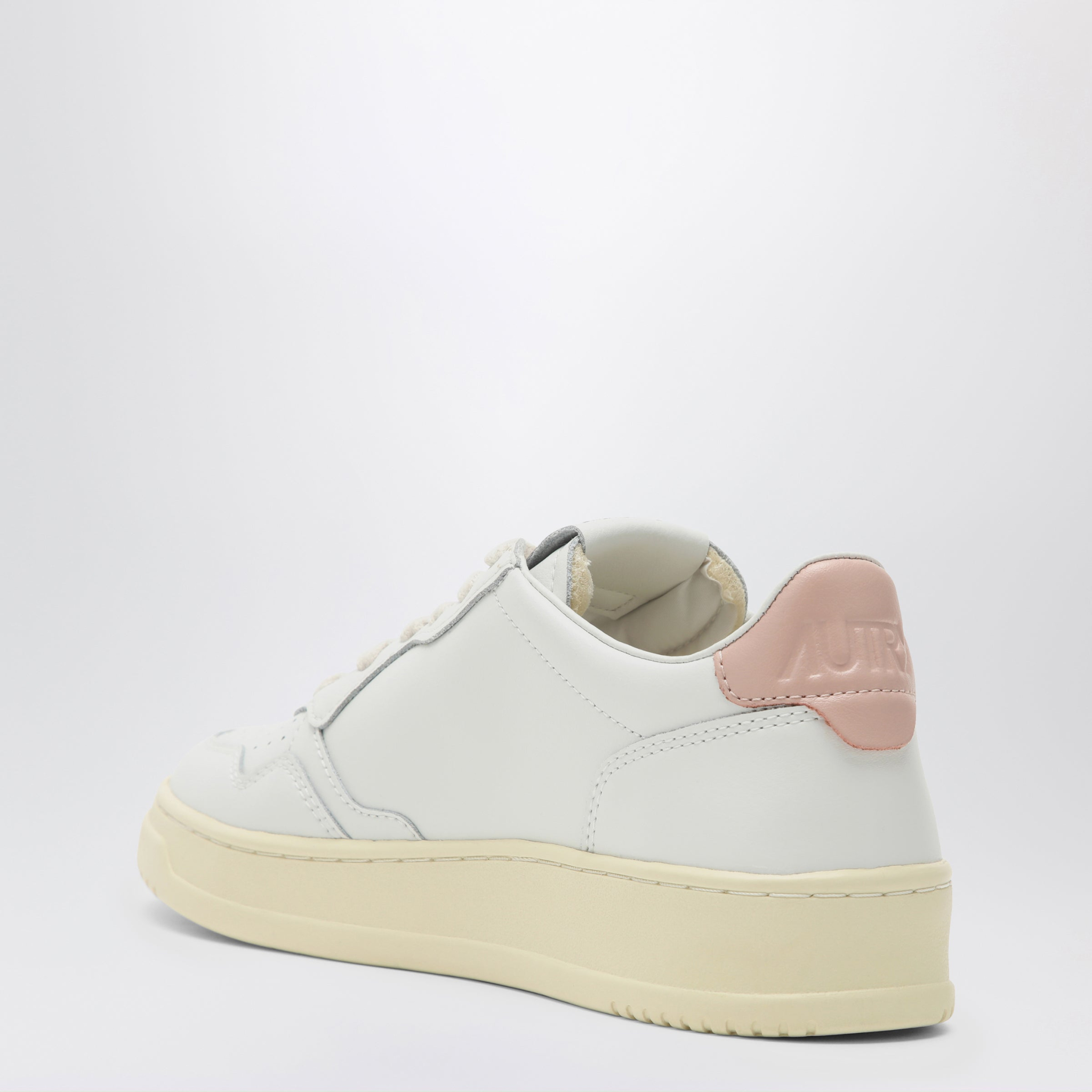 [AUTRY] Sneakers FW26 AULWLL16