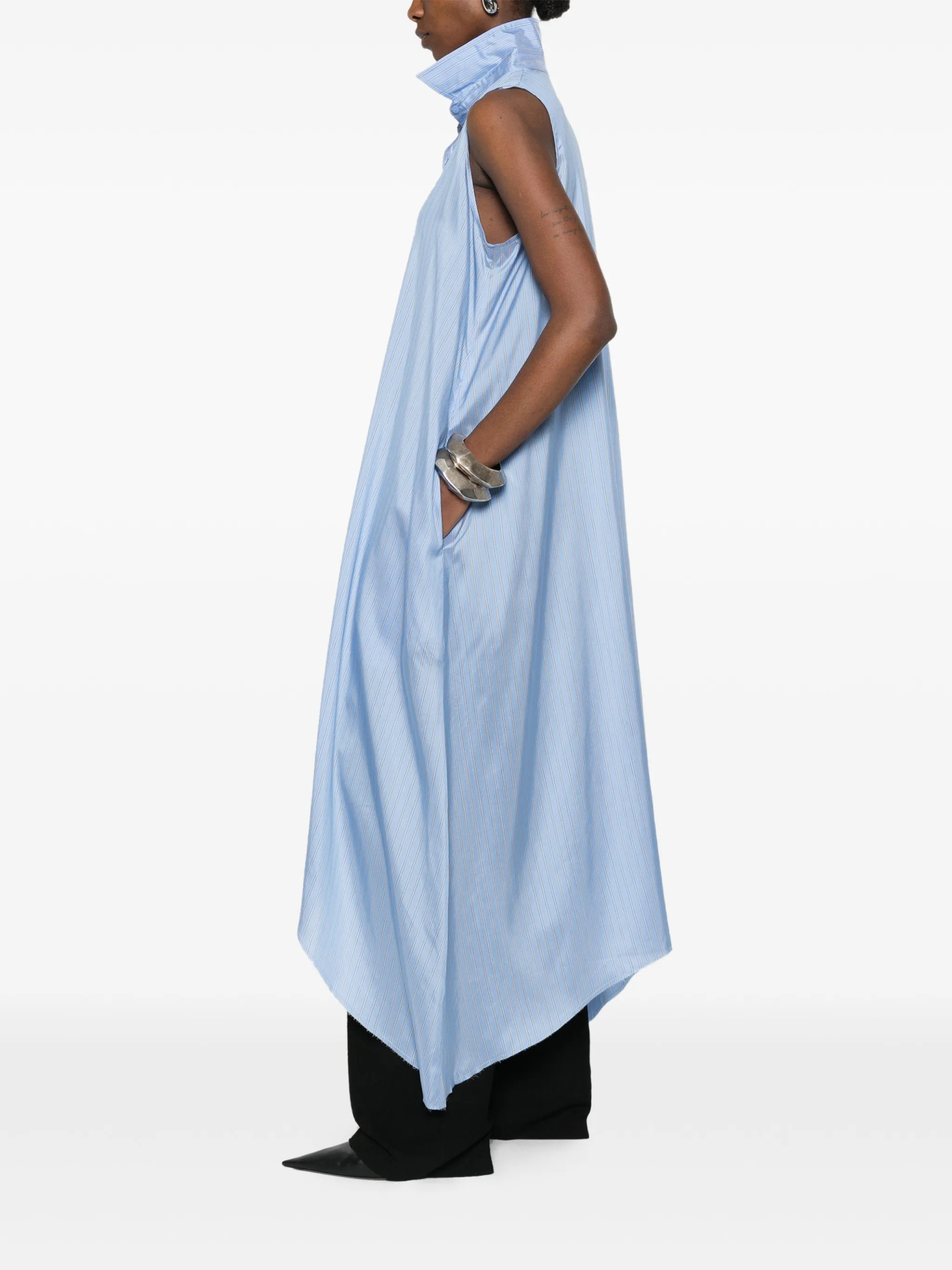 [Vetements] Sleeveless dress SS26 WE76DR380LN