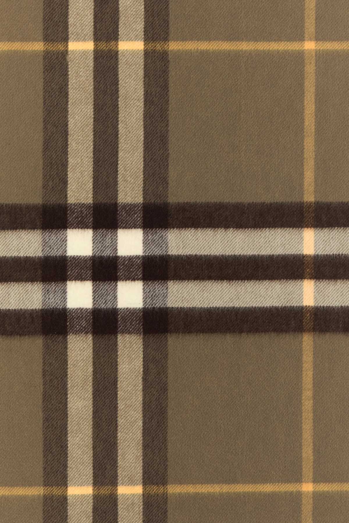 [Burberry] Scarf FW26 8112647 C3264