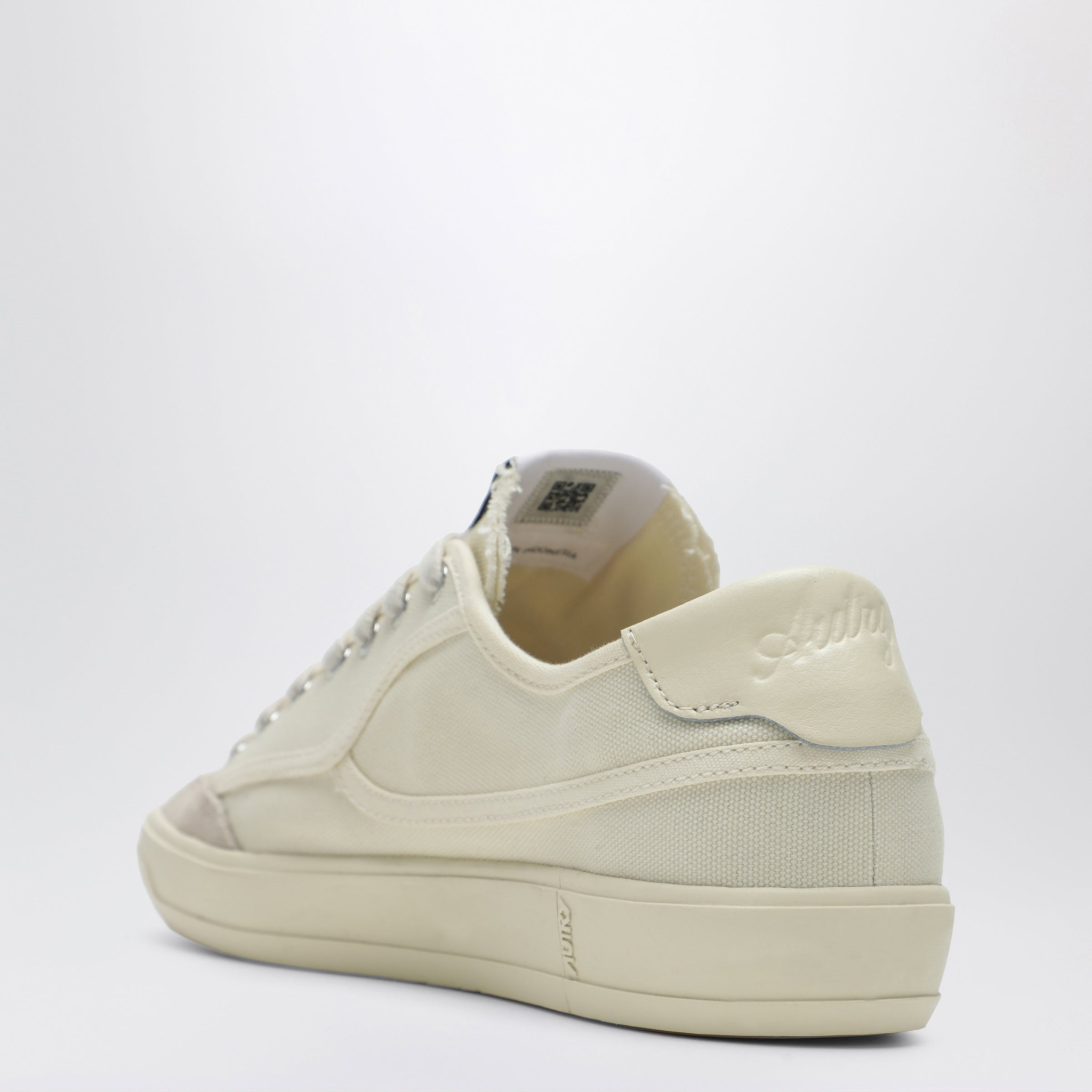 [AUTRY] Sneakers SS26 SCLWCU02