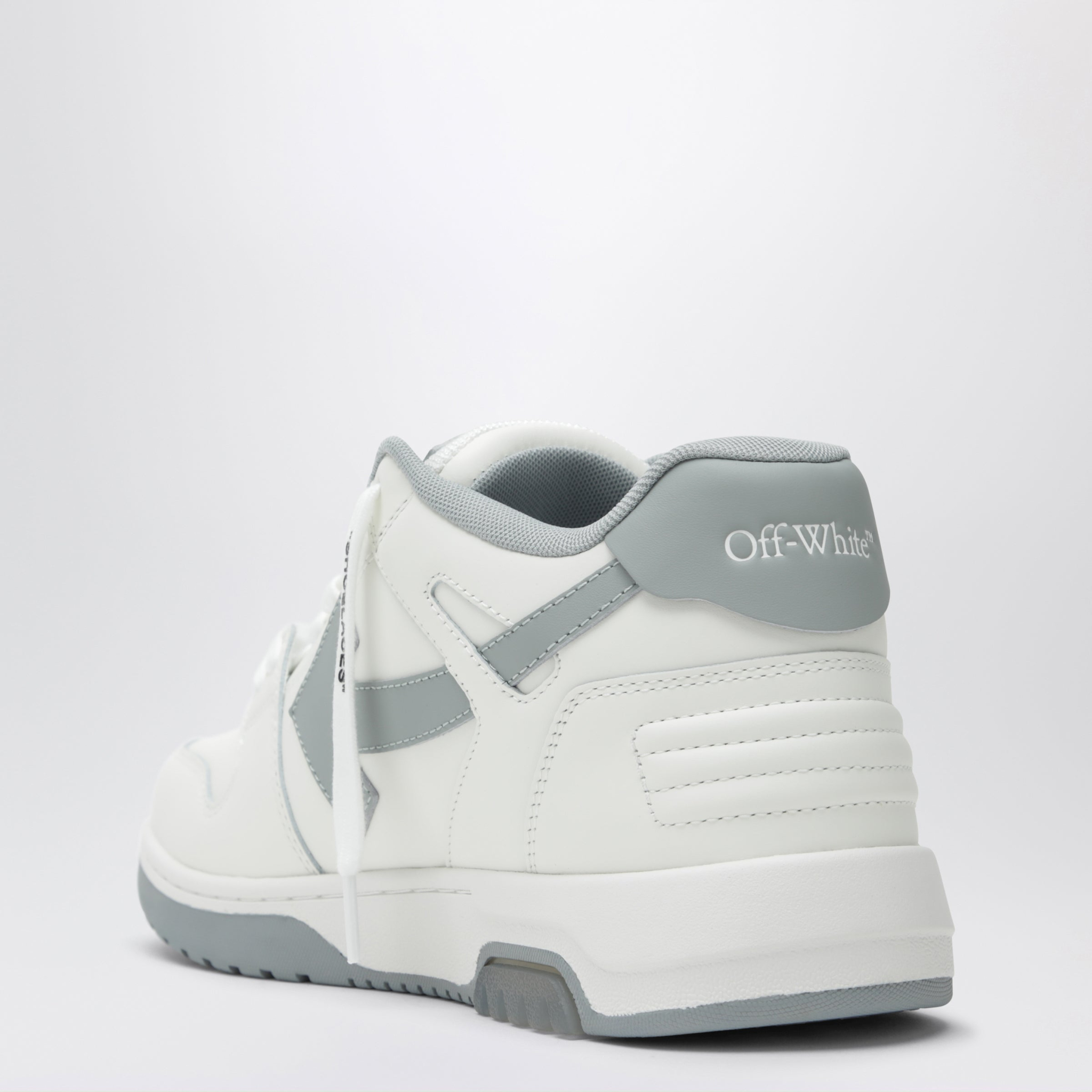 [Off-White] Sneakers FW26 OMIA189C99LEA019