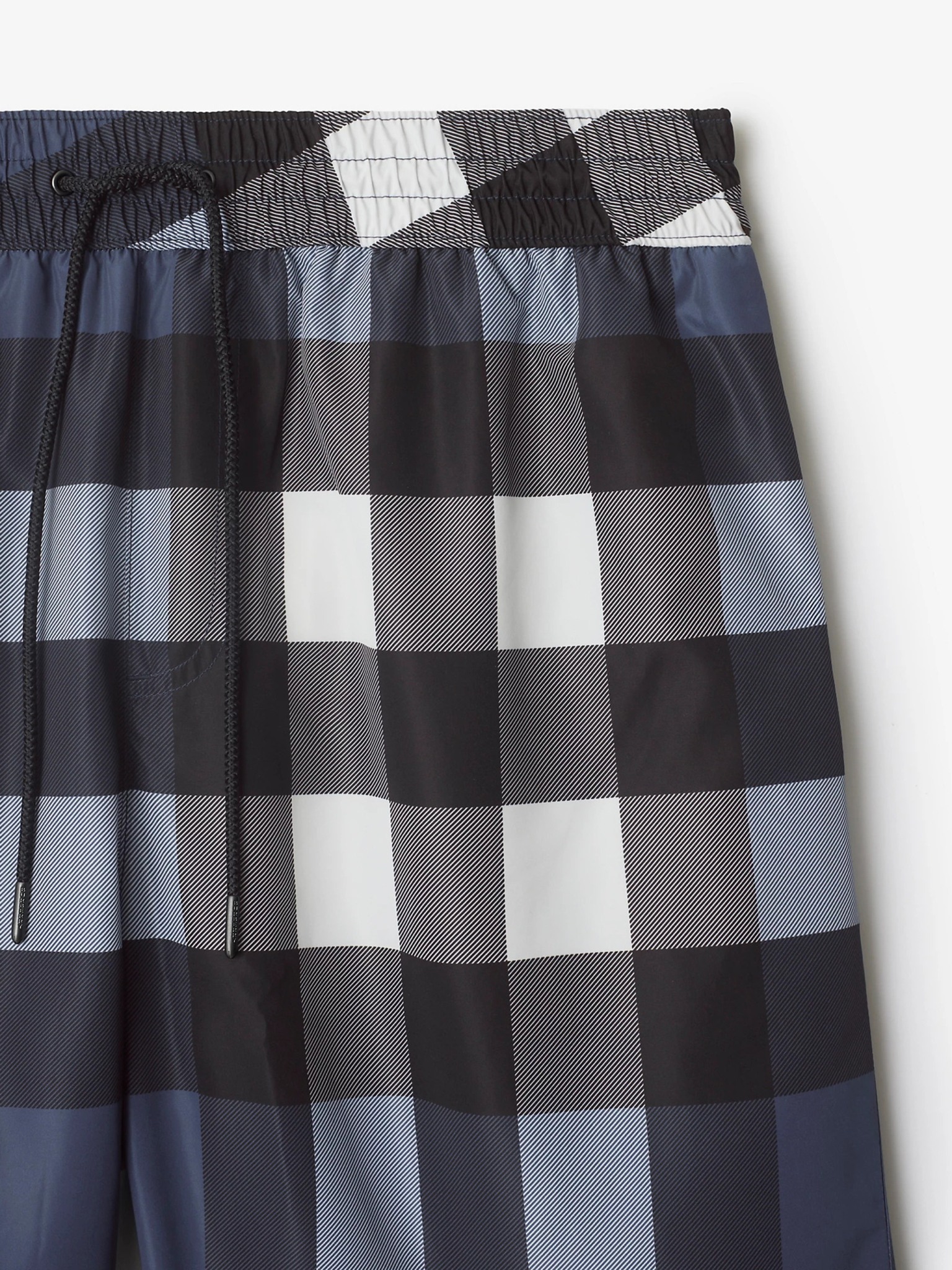 [Burberry] Swim Pants FW26 8112685A5805