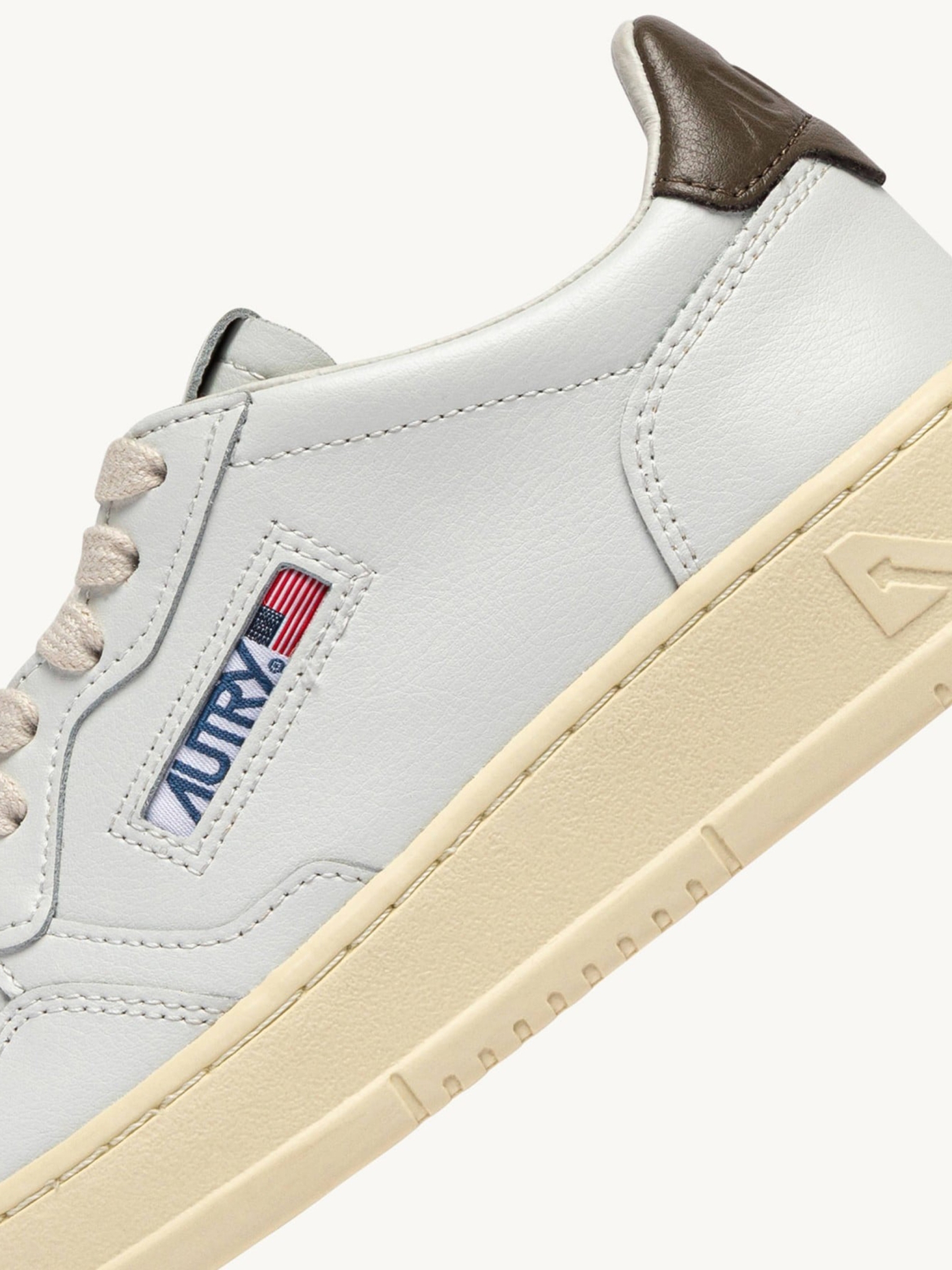 [AUTRY] Sneakers FW26 AULMLL28
