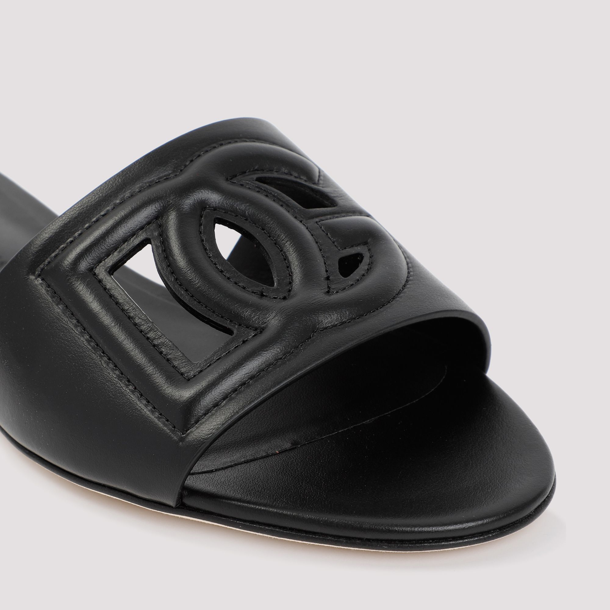 [Dolce & Gabbana] Sandals FW26 CQ0436.AY329