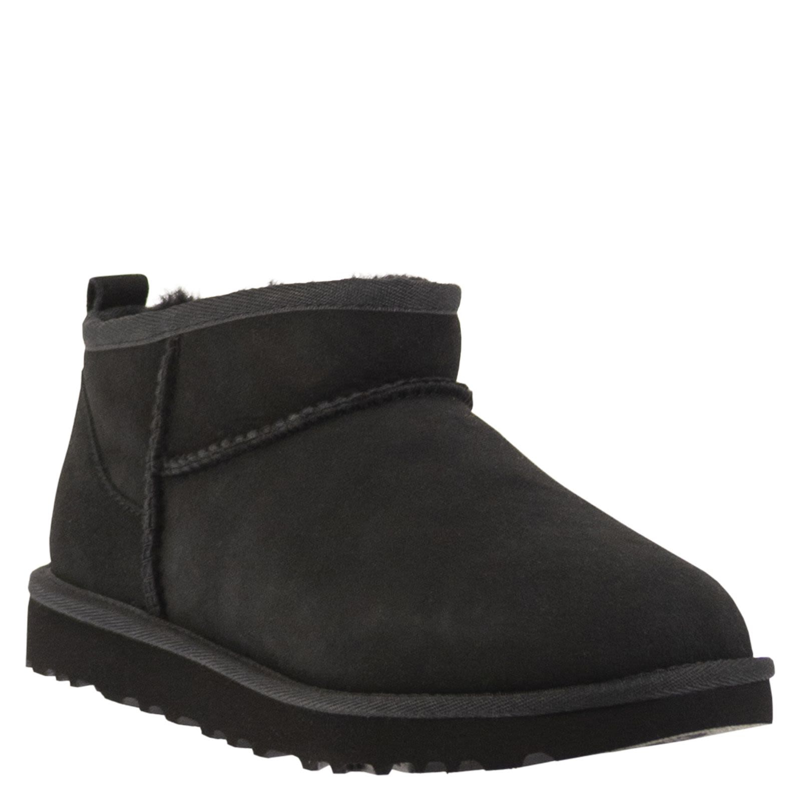 [UGG] Ankle Boots CO 1116109 BLK
