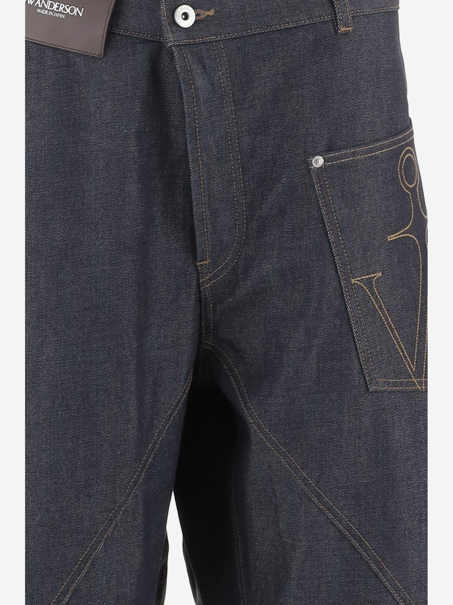 [JW ANDERSON] Jeans FW26 DT0131PG1930870