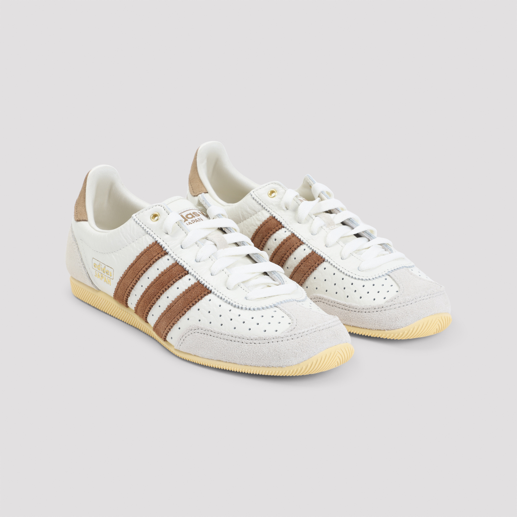 [Adidas] Sneakers FW26 IH1600