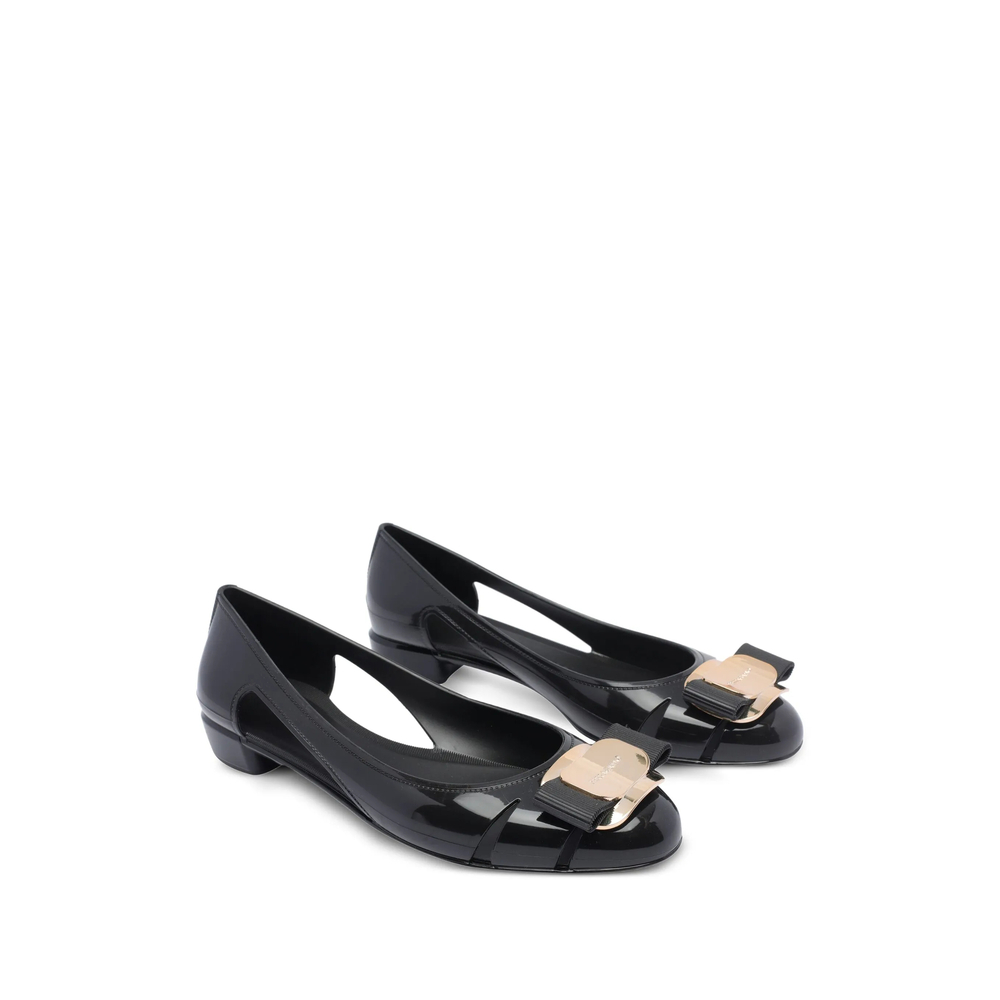 [Ferragamo] Flat shoes FW26 01K557 0785441 1C NERO