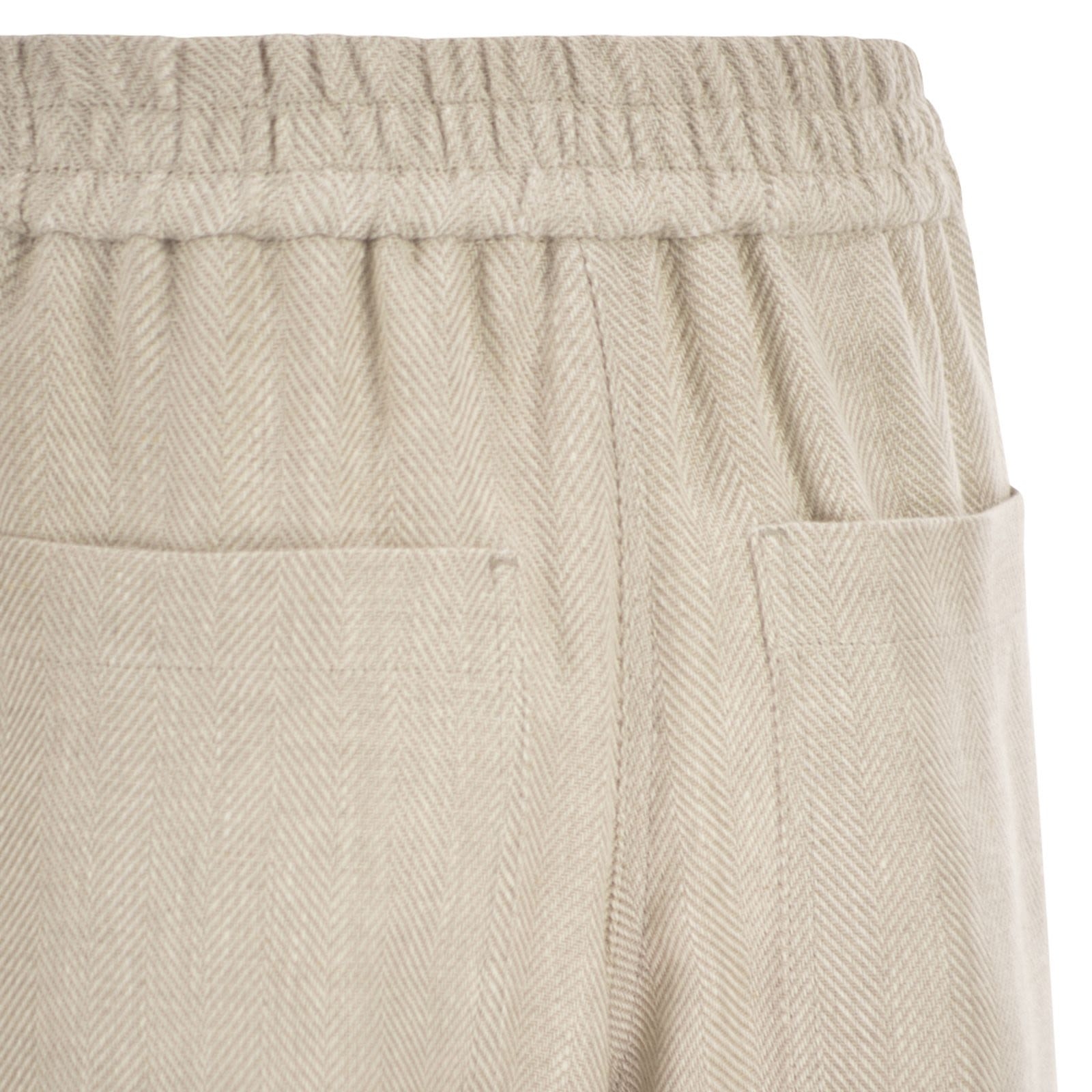 [Brunello Cucinelli] Trousers SS26 MH528P9131 C001