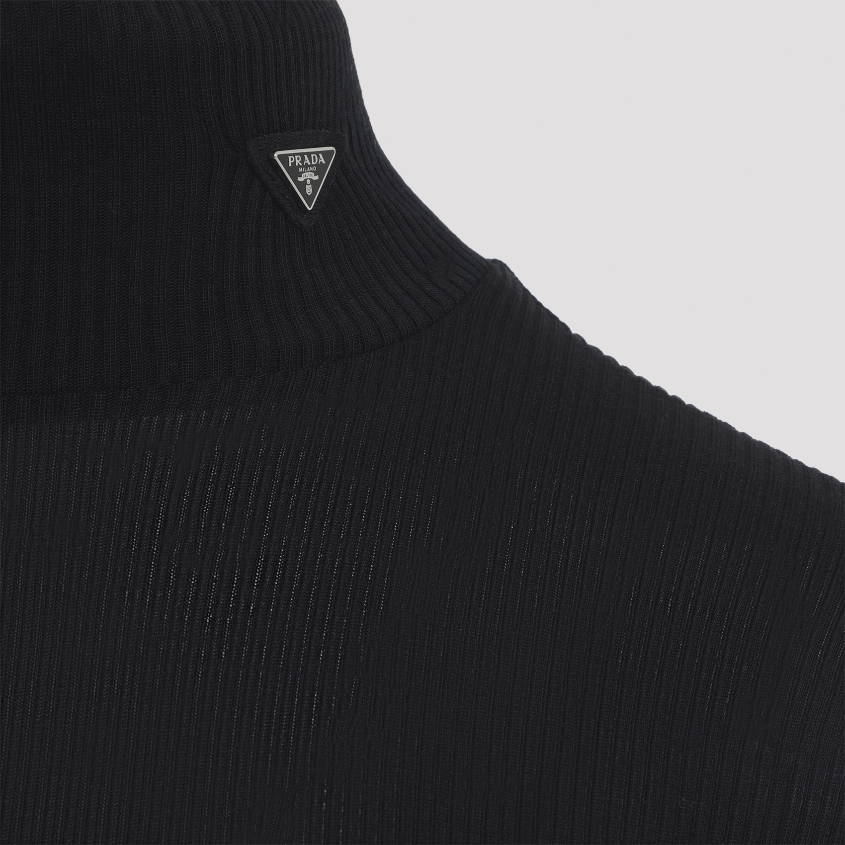 [Prada] T-shirts Long Sleeve FW26 39700SOOO.6080