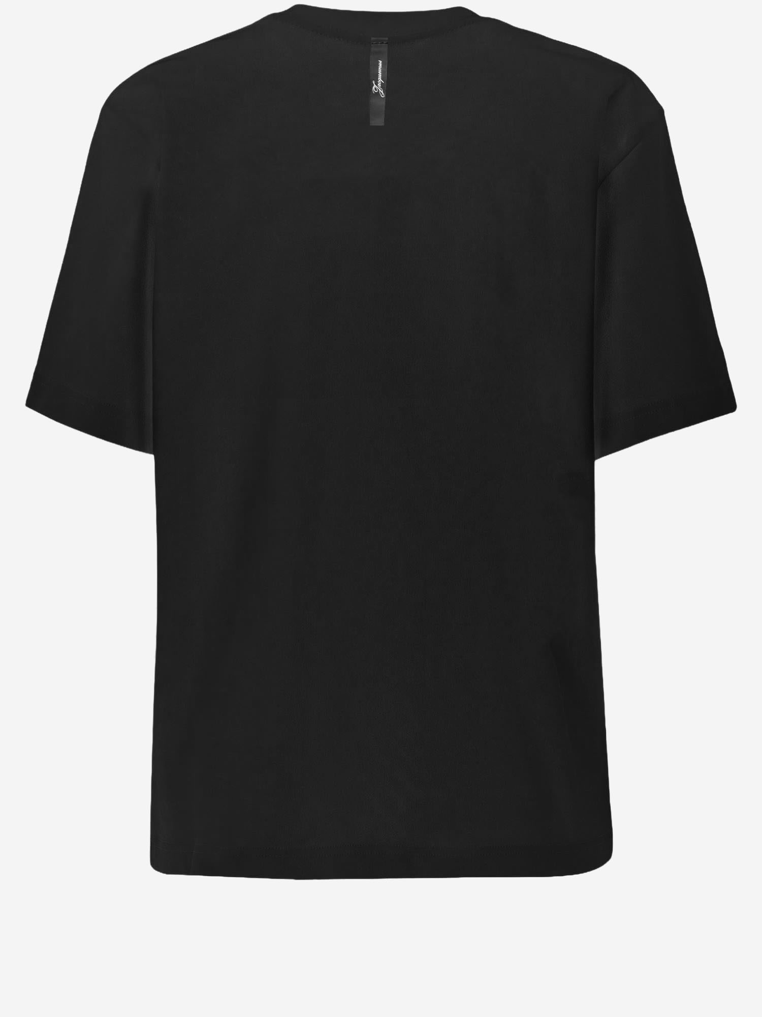 [JACQUEMUS] T-shirts Short Sleeve FW26 TSW00596AJ00289990