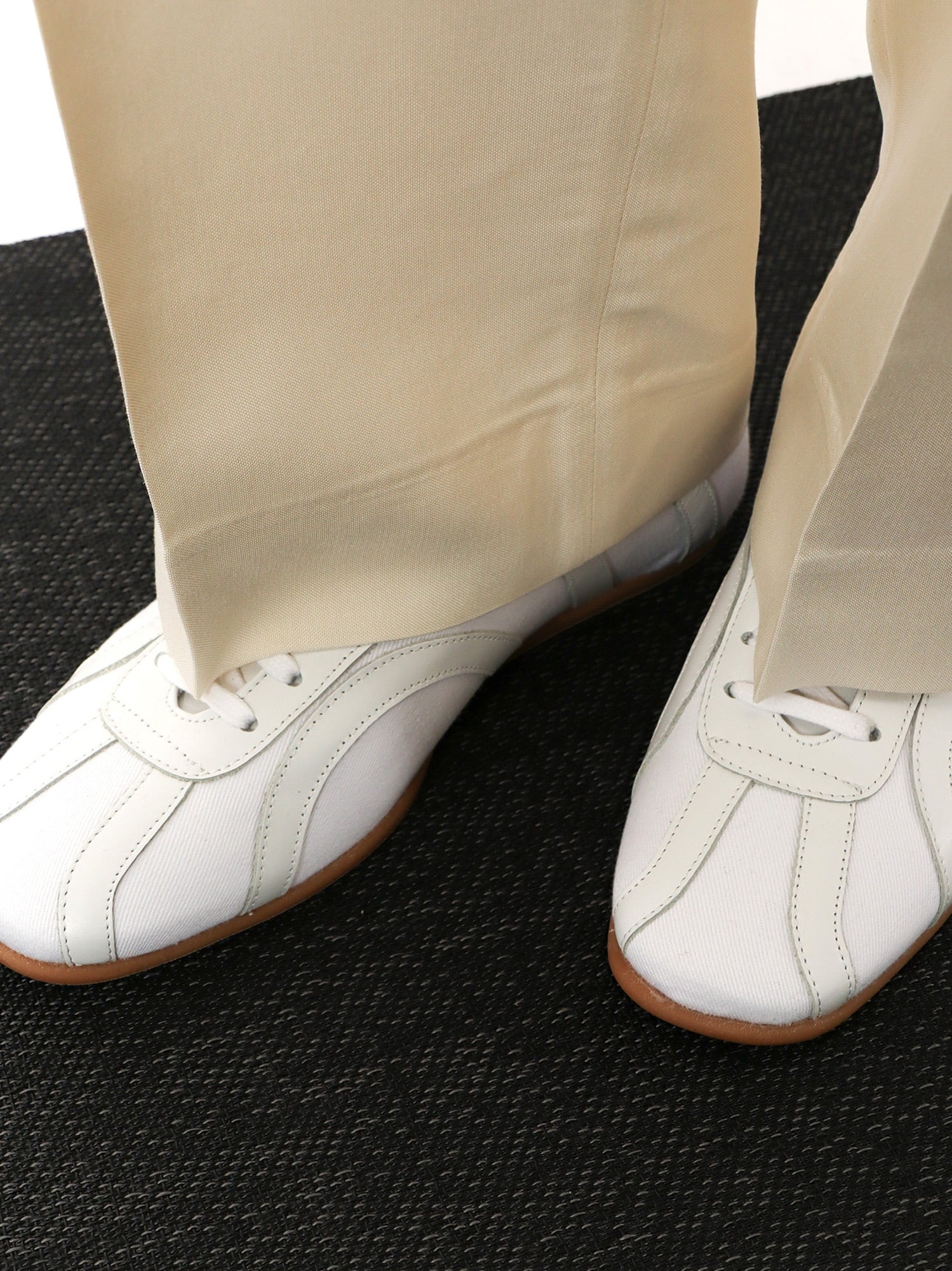 [TOTEME] Sneakers FW25 253WAS0233FB0402047