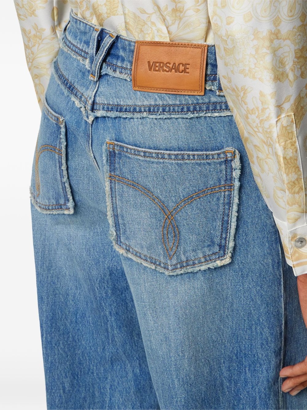[Versace] Jeans SS26 10230641A170461D800