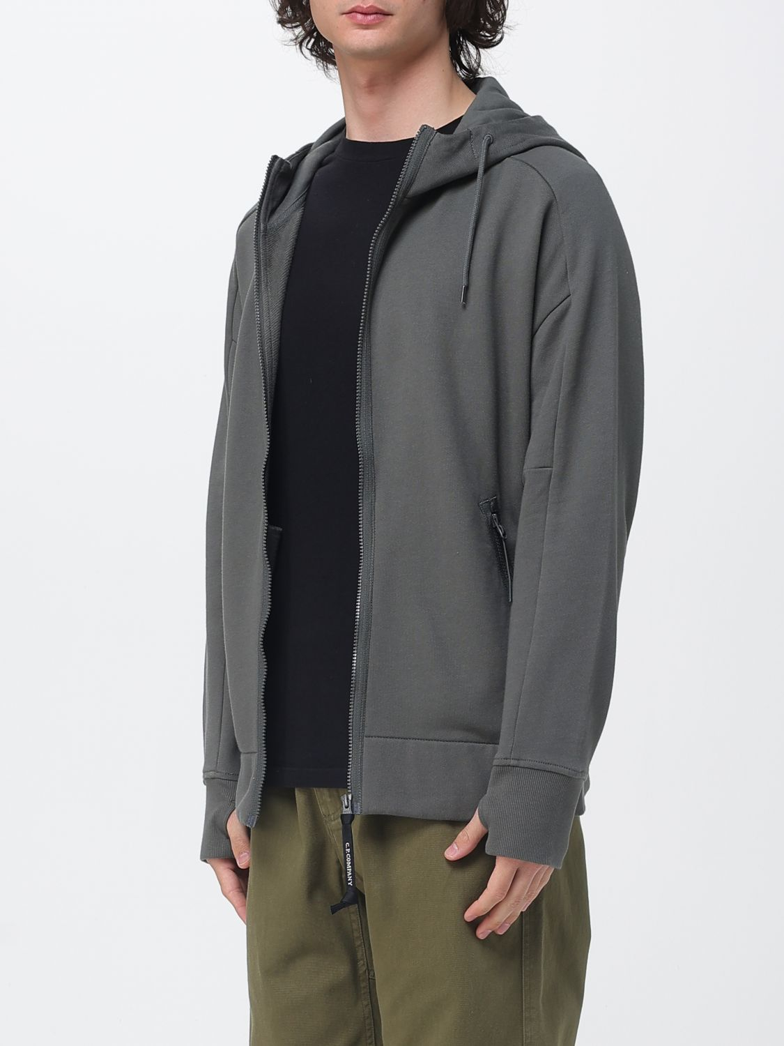 [C.P. Company] Sweatshirt SS26 20CMSS715A005086W 921