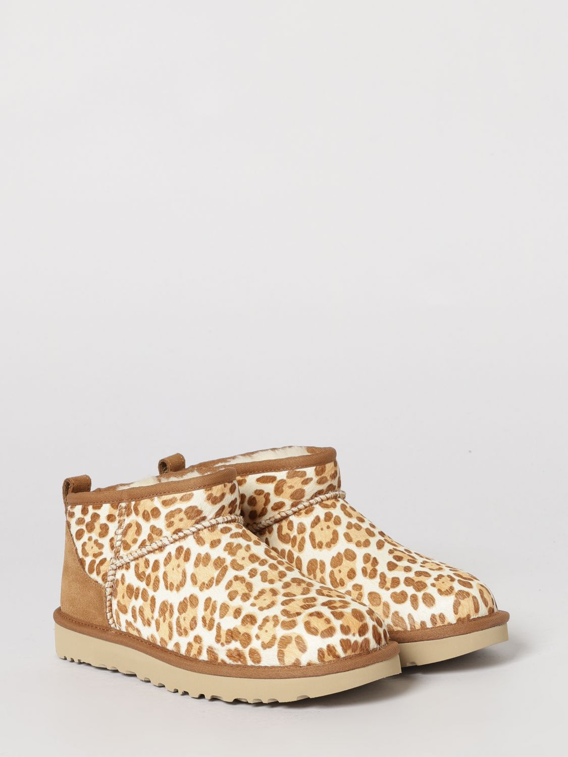 [UGG] Boots SS26 1178110 FDJ