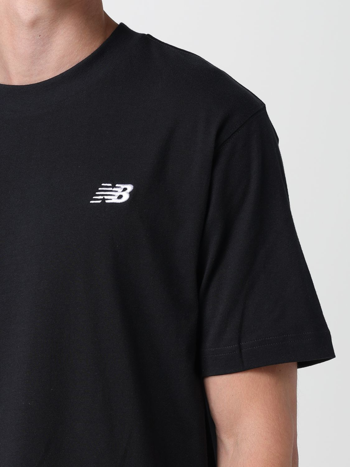 [new Balance] T-shirts Short Sleeve SS26 MT41509BK