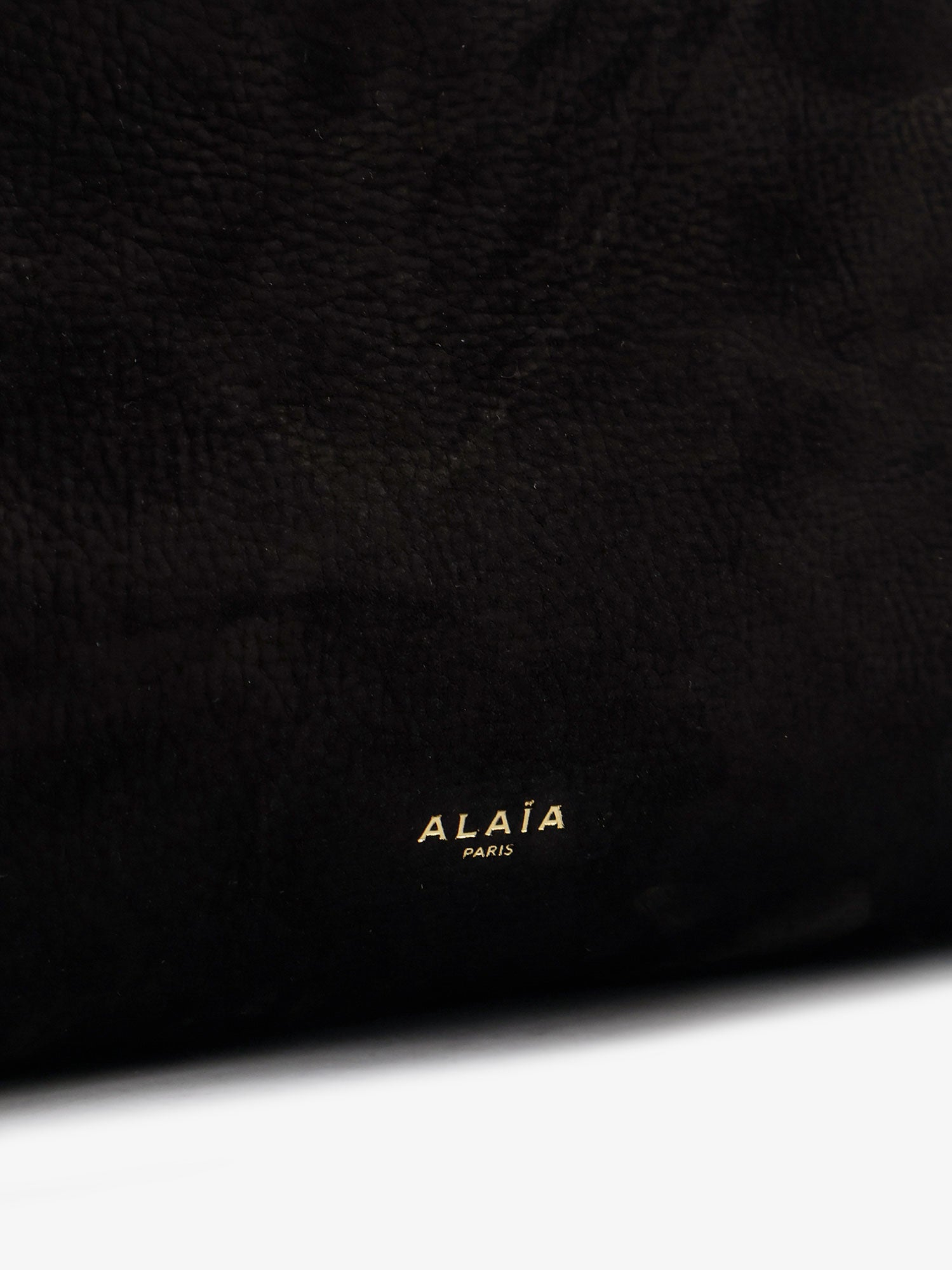 [Alaia] Shoulder bag FW26 AA1L2038CA214999