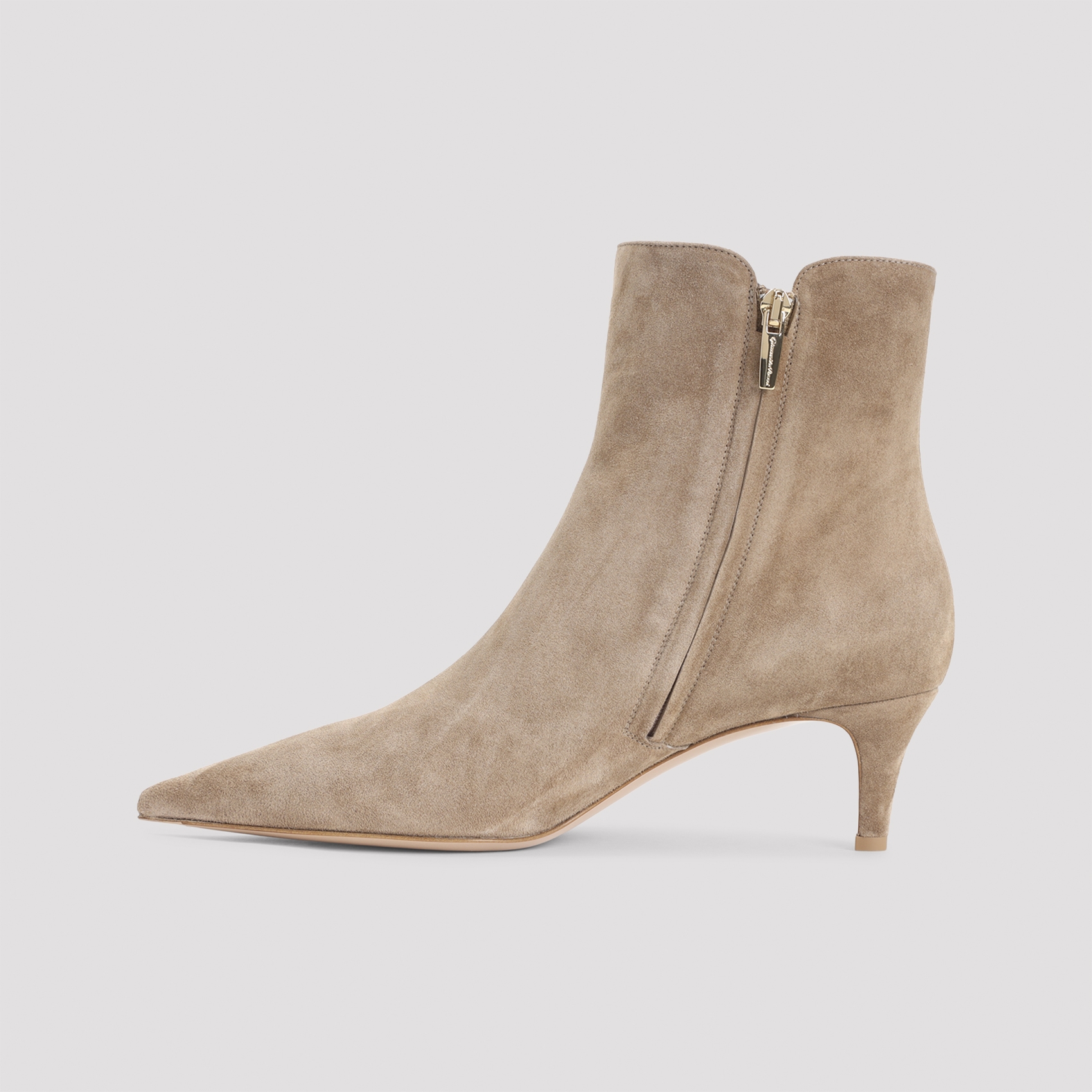 [Gianvito Rossi] Boots FW26 G7386855RIC.CAS