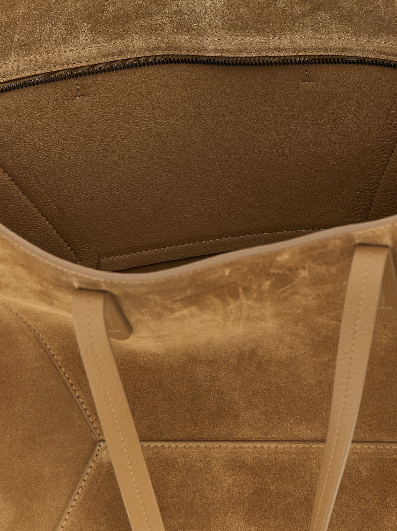 [Brunello Cucinelli] Shoulder bag SS26 MBDLB2571C7495