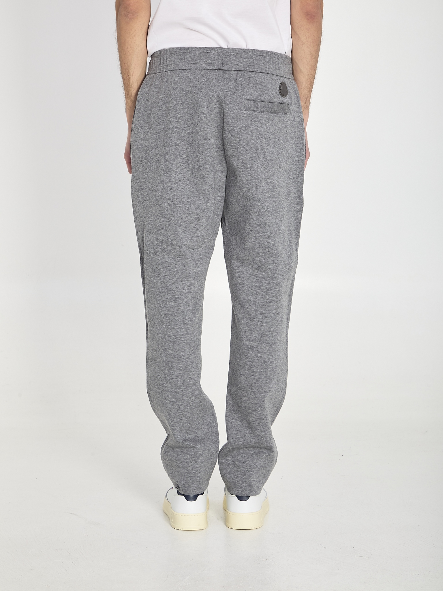 [Moncler] Trousers SS26 L10918H00007_89B5F_987