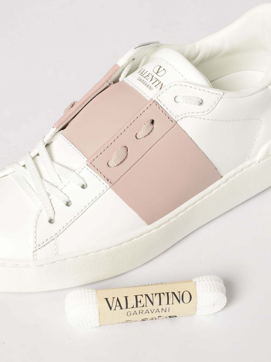 [Valentino Garavani] Sneakers SS26 8W2S0781BLU 834