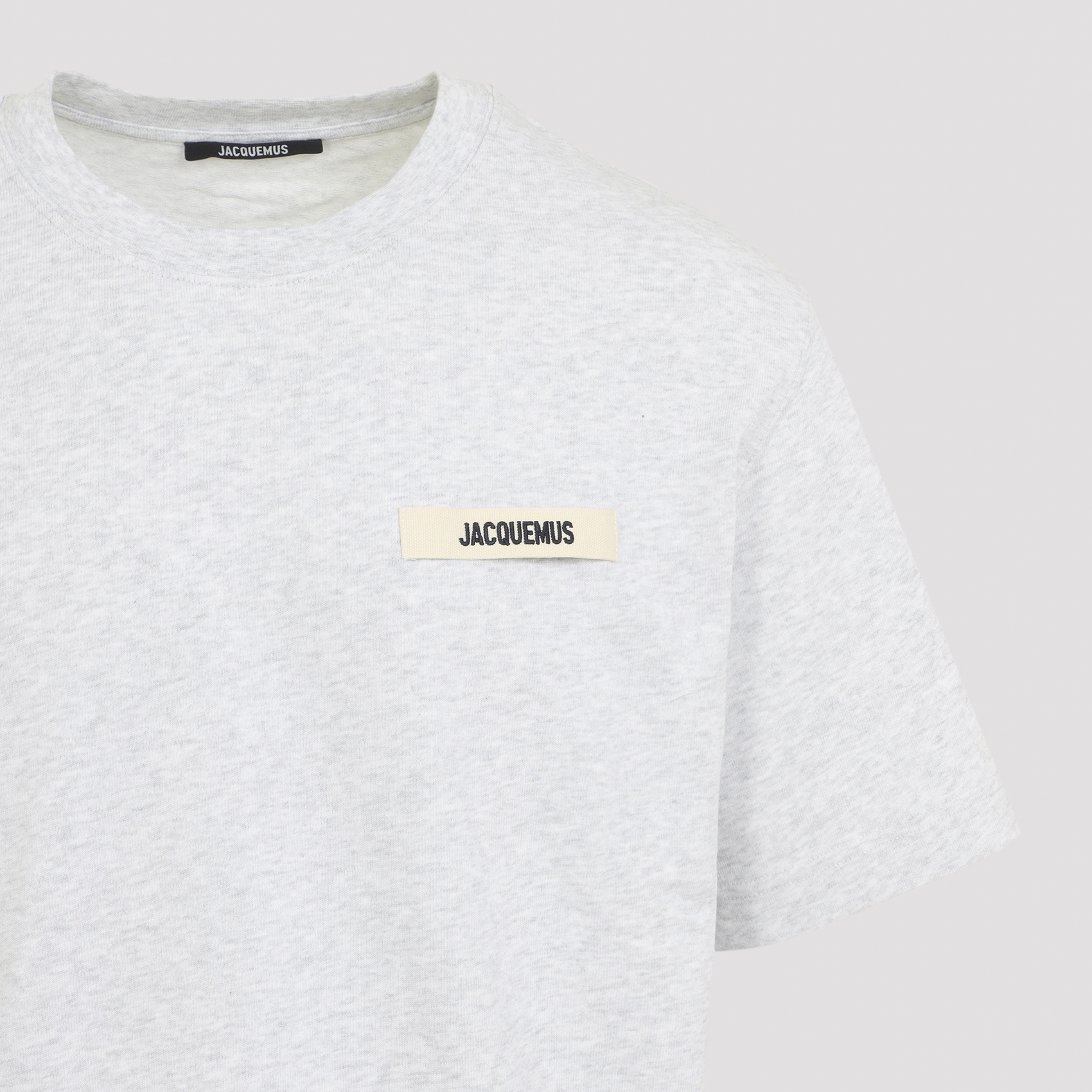 [JACQUEMUS] T-shirts Short Sleeve FW26 TSM00133AJ00226