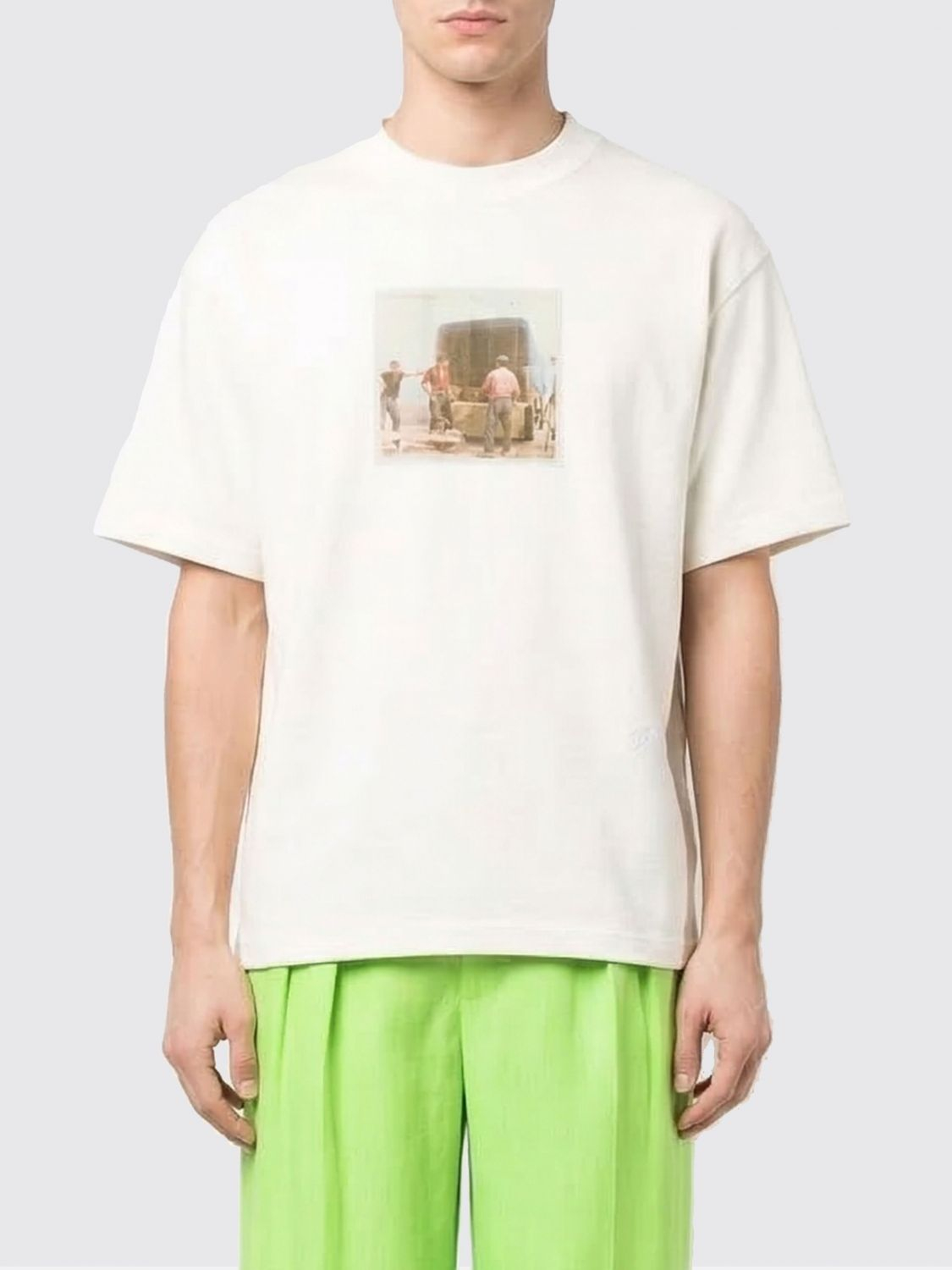 [JACQUEMUS] T-shirts Short Sleeve SS26 TSM00595AJ00256 1NU