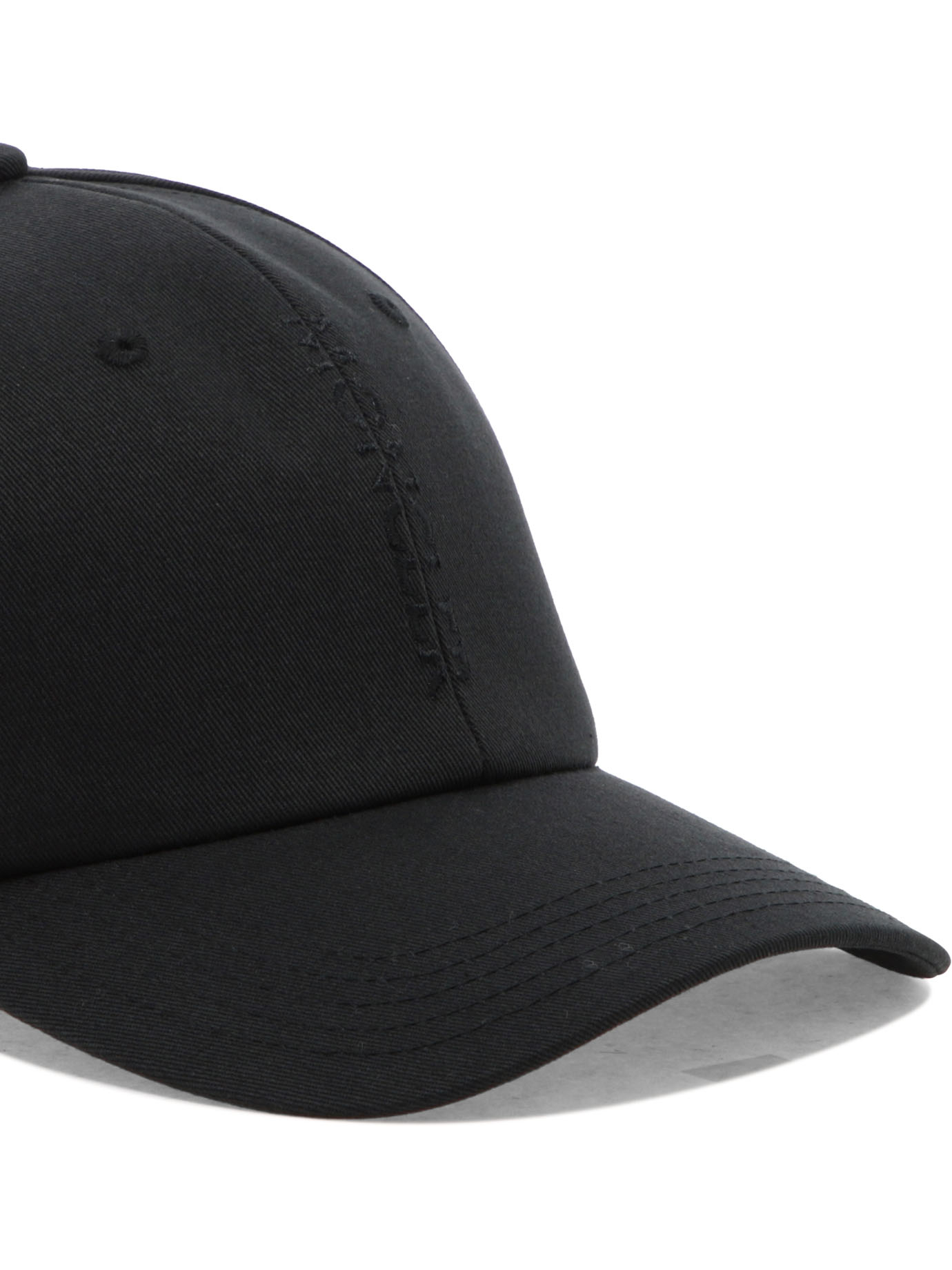 [Moncler] Cap FW26 3B00008-0U082999