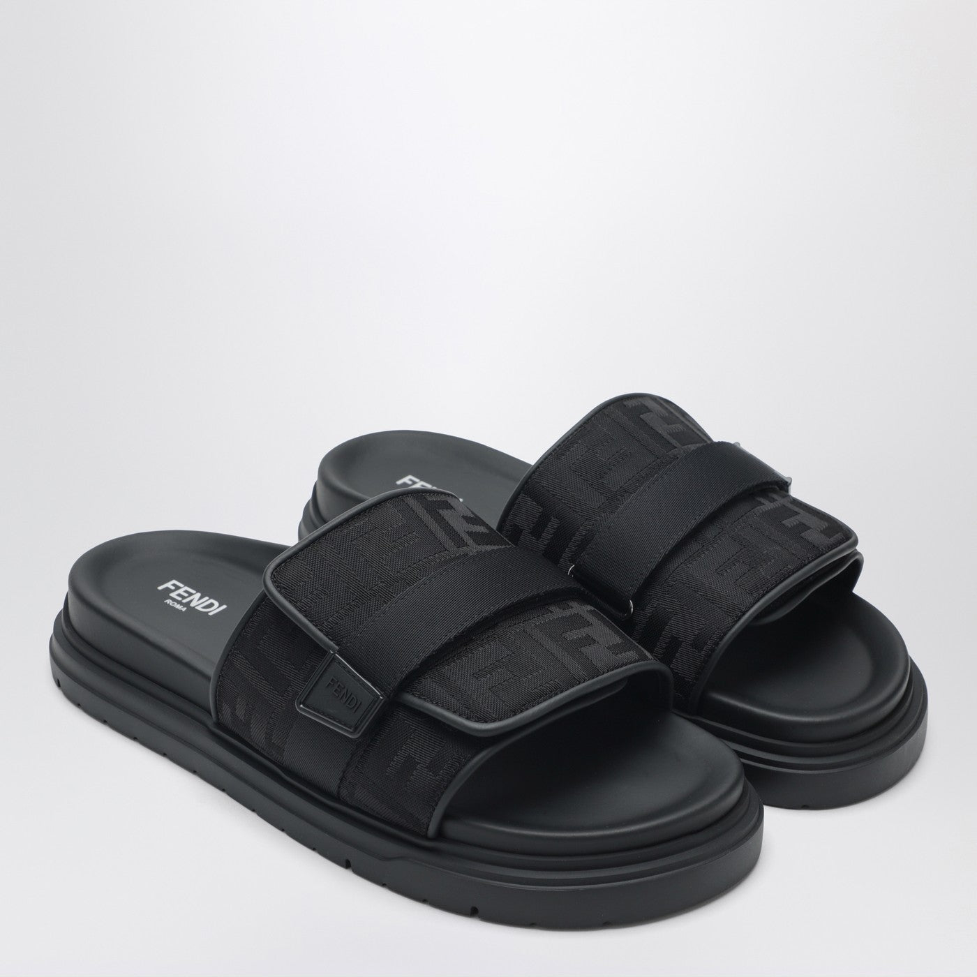 [Fendi] Sandals SS26 7X1850AOMF